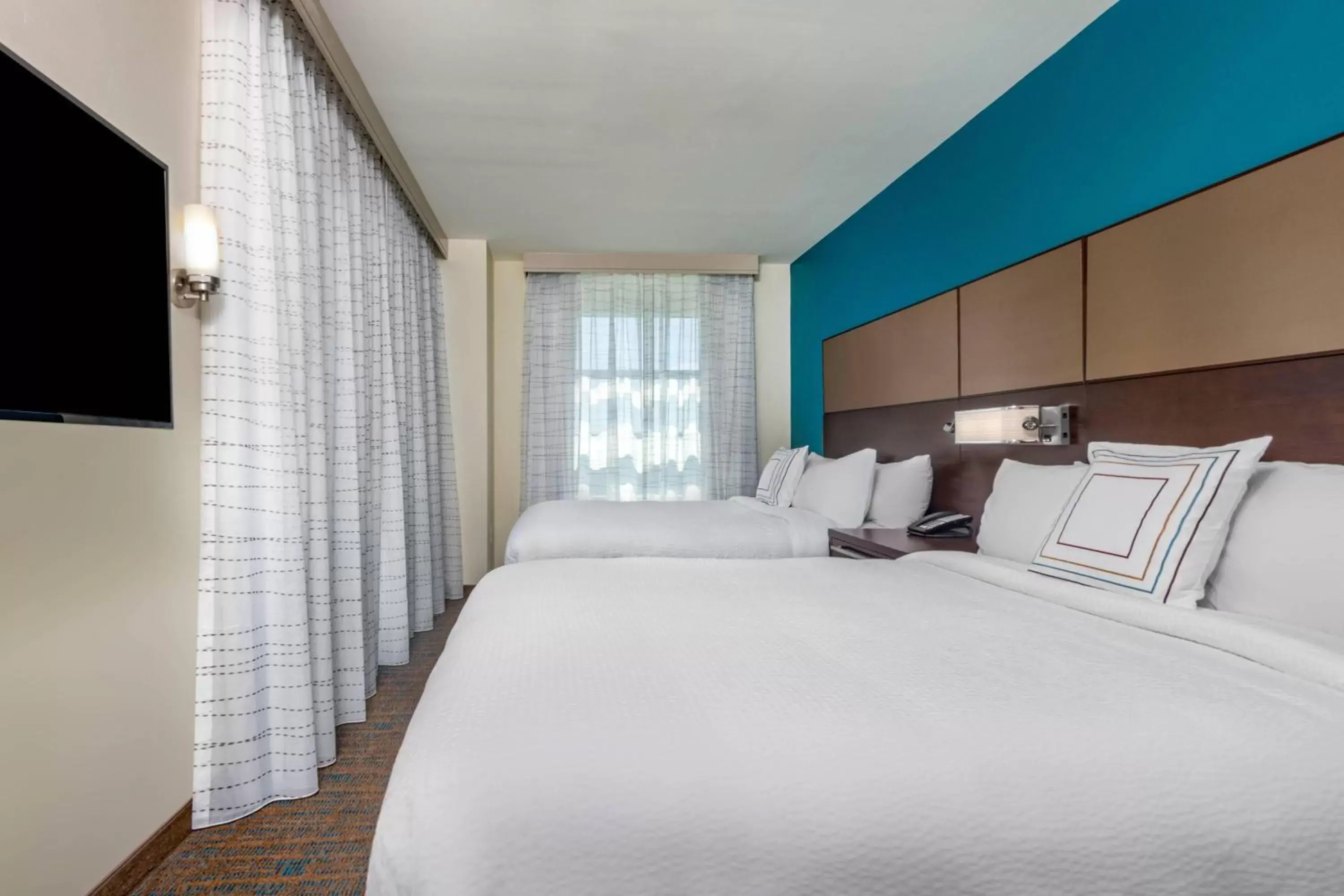 Bedroom, Bed in Residence Inn by Marriott Charlotte City Center