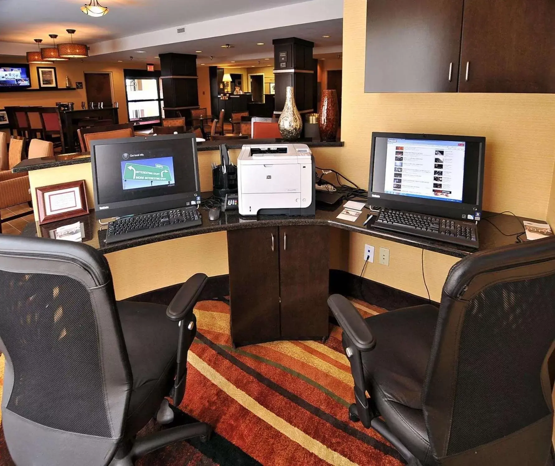 Business facilities, Business Area/Conference Room in Hampton Inn Eden