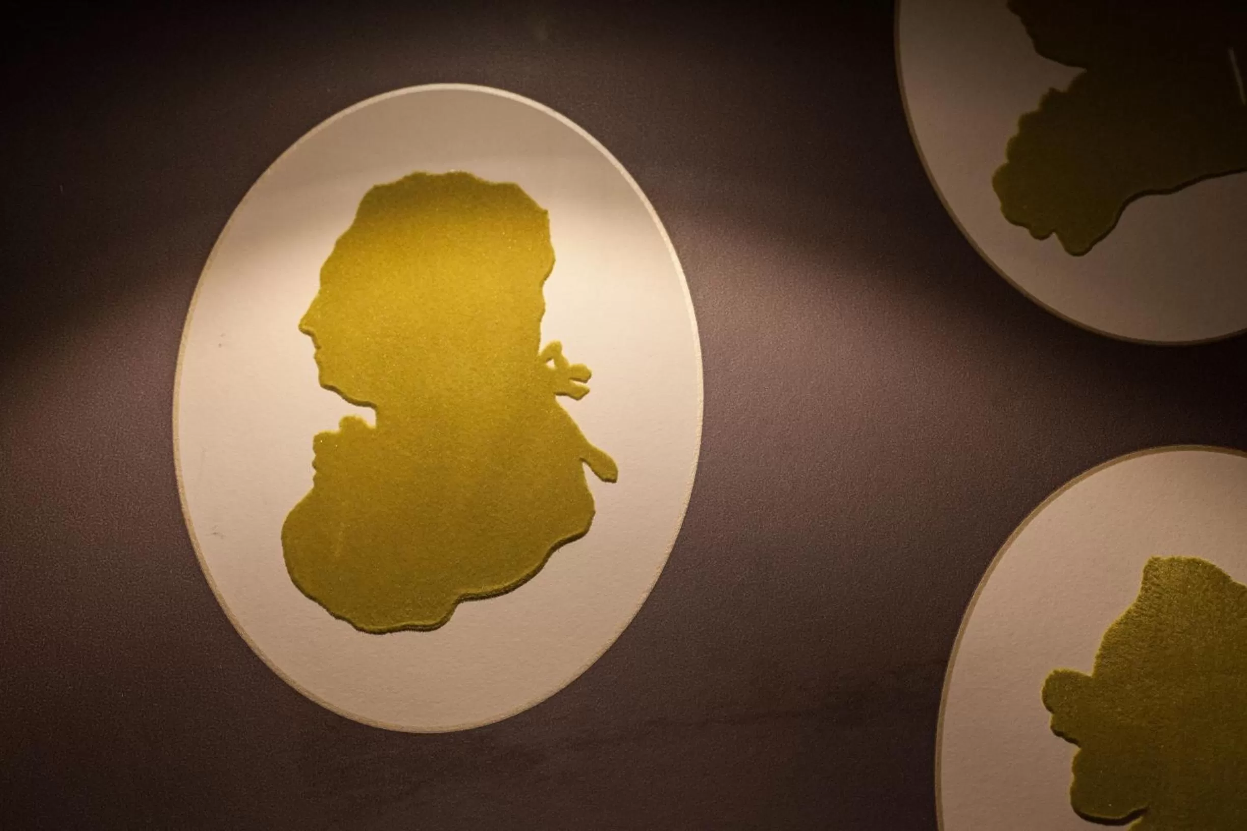 Decorative detail in Le Mireille