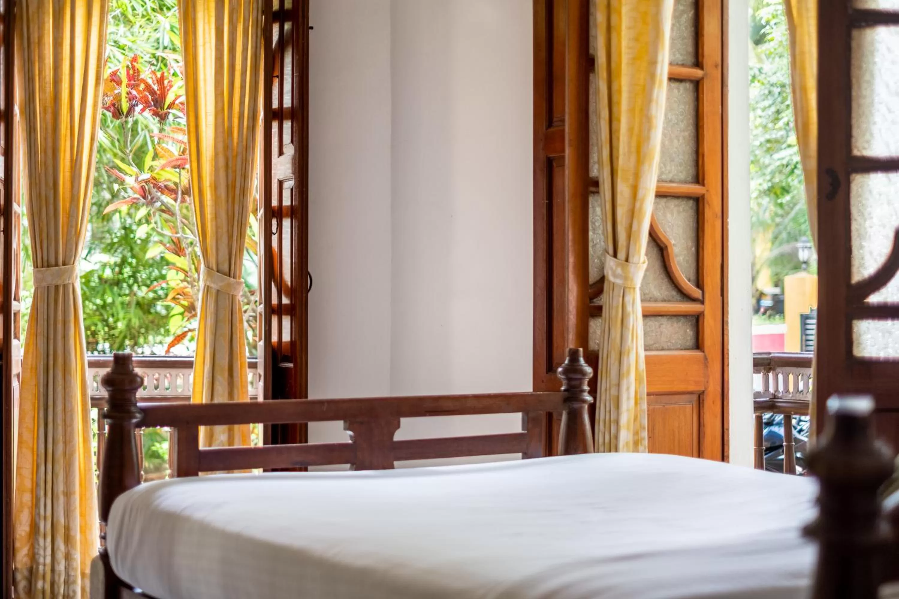 Bed in ROSASTAYS South Goa