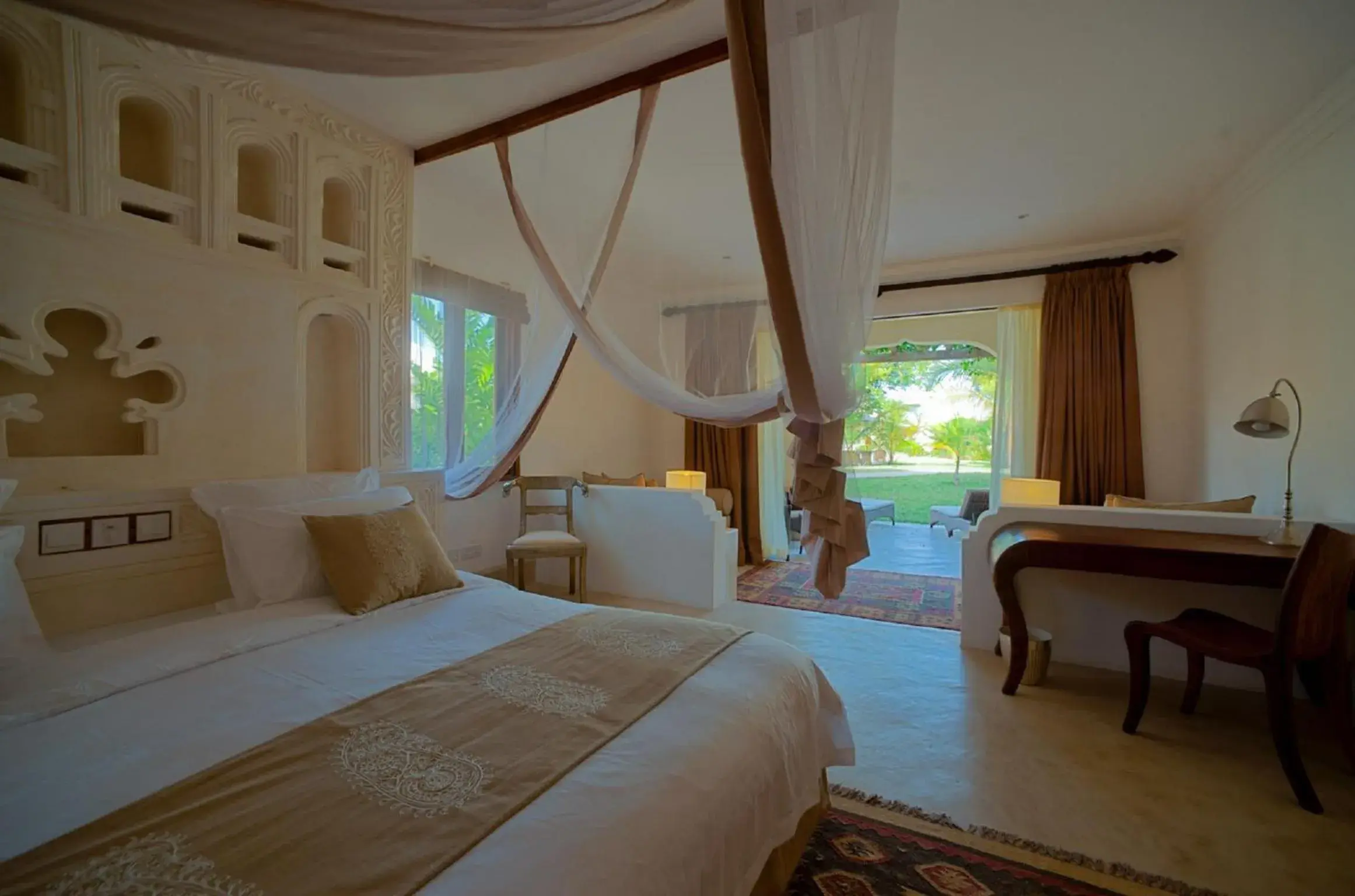 Bed in Swahili Beach