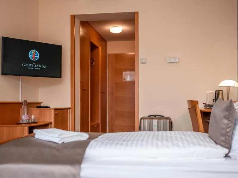 TV and multimedia, Bed in Szent János Hotel