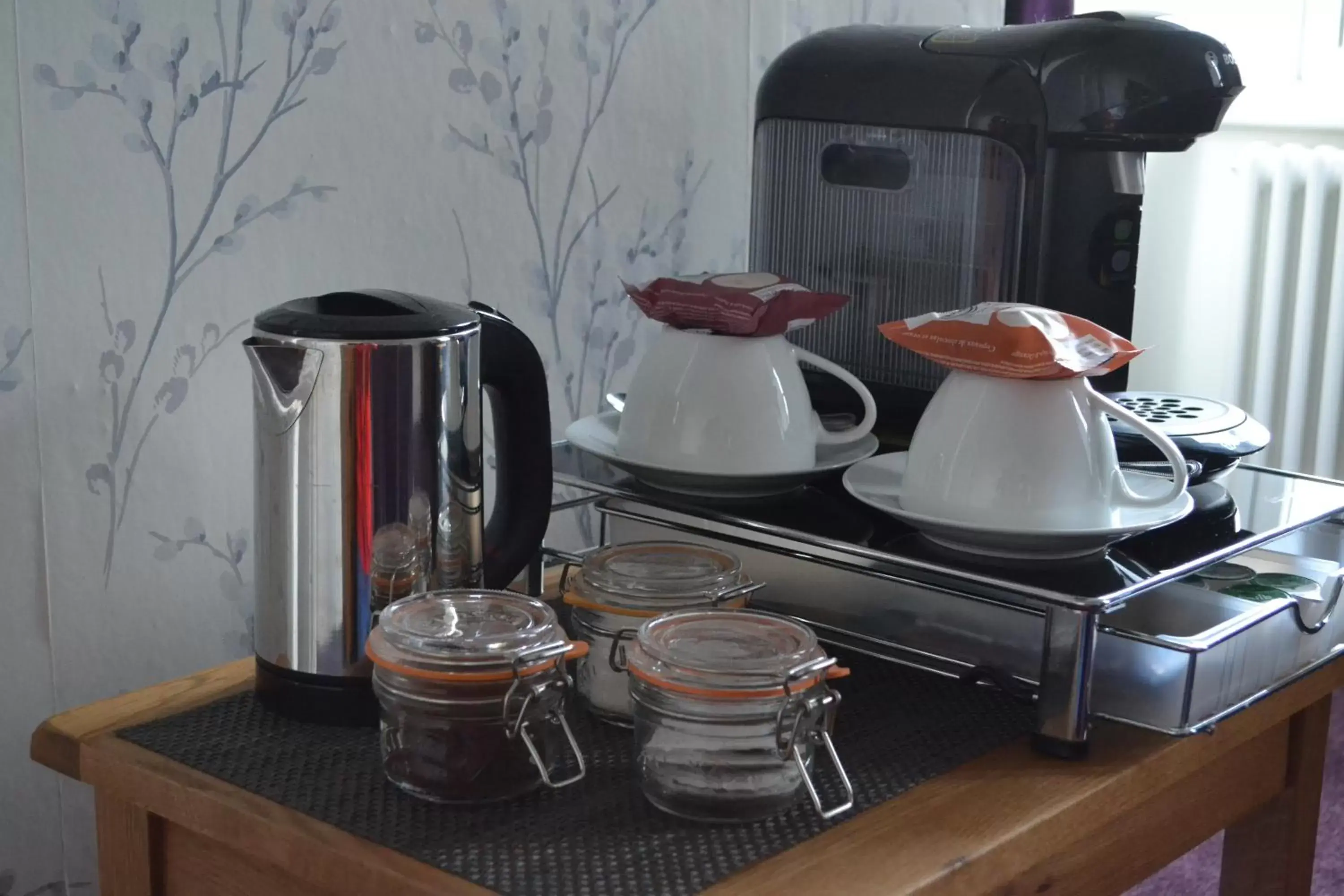 Coffee/tea facilities in Coed-y-Fron