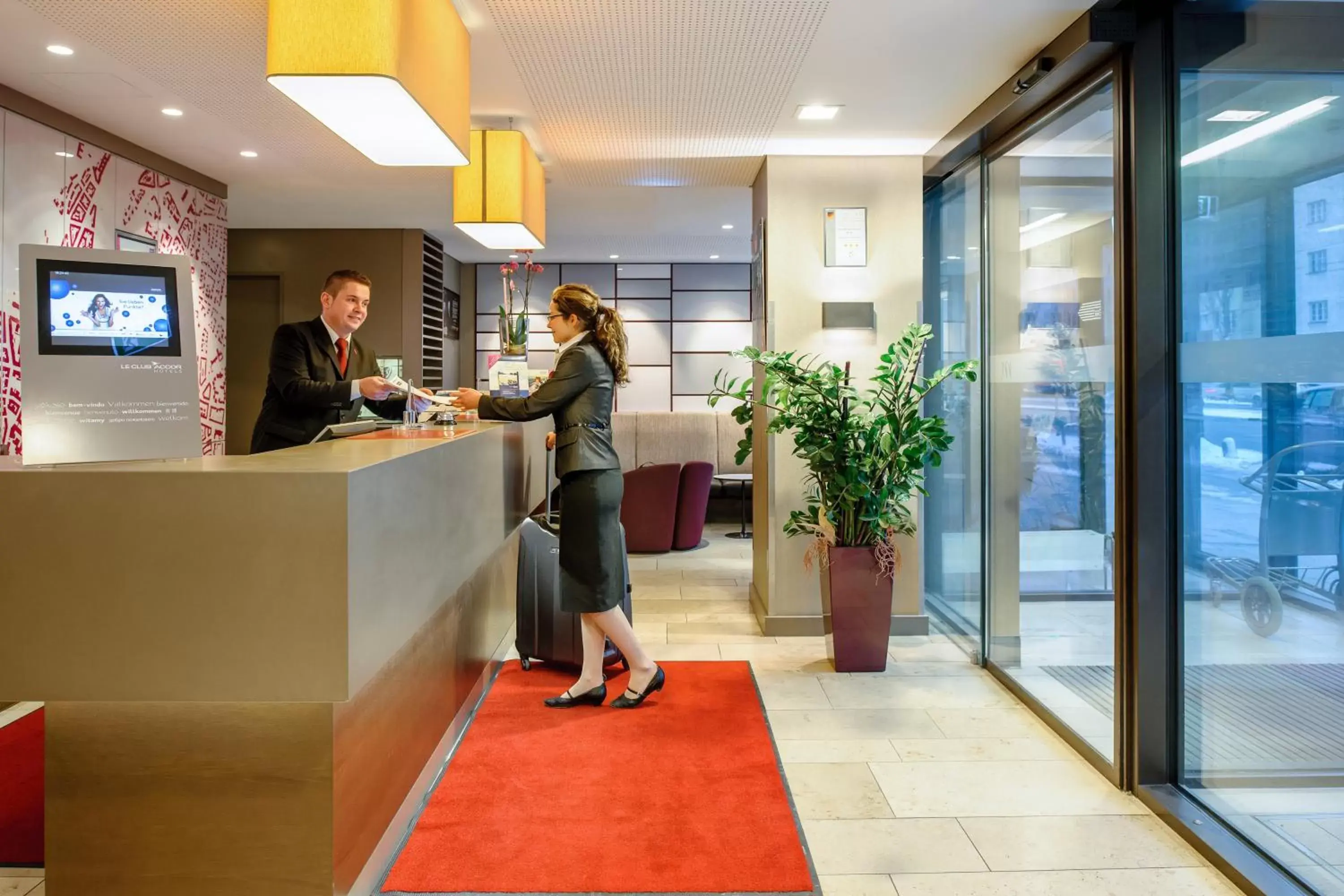 Staff, Lobby/Reception in Mercure Hotel München-Schwabing