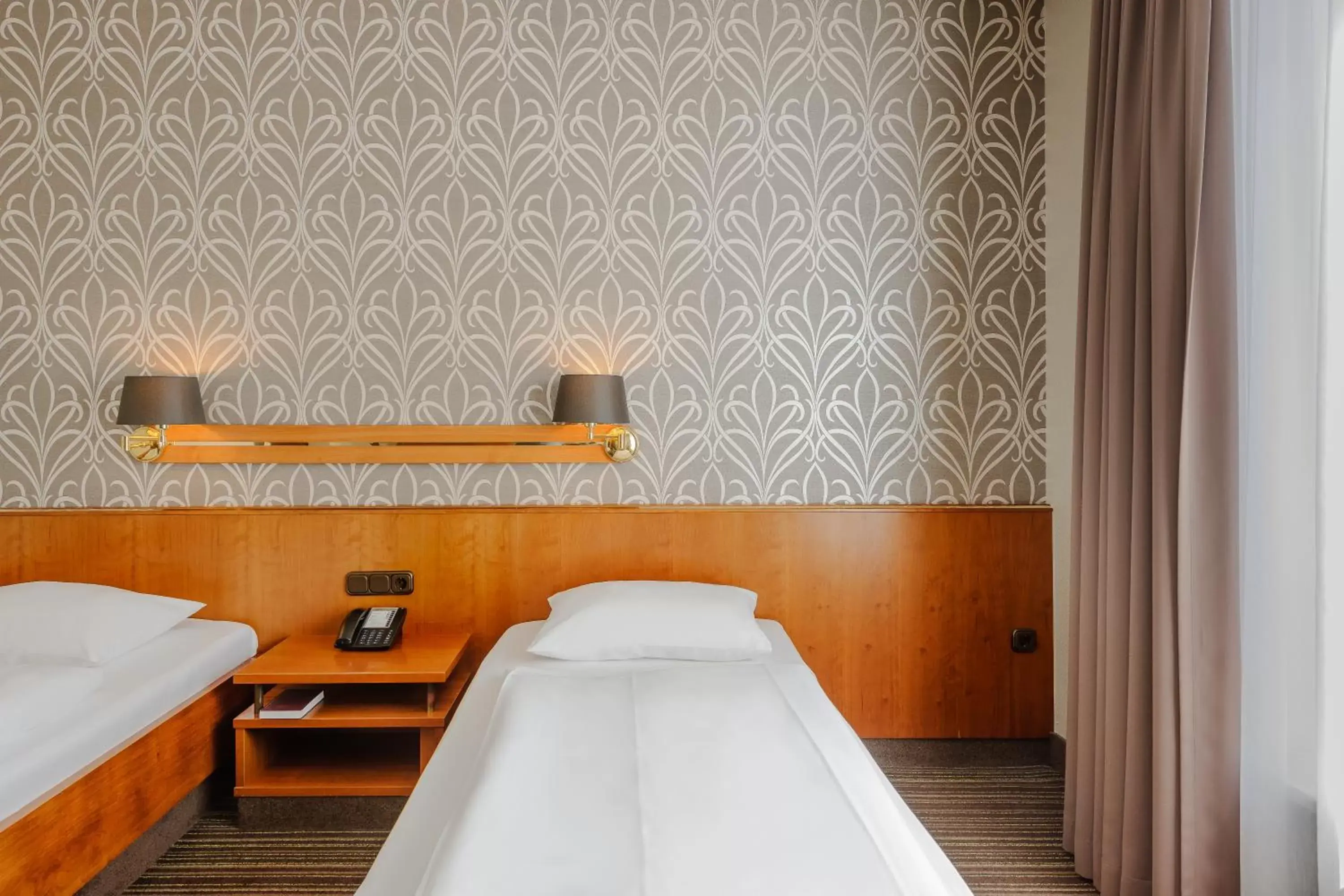 Bed, Spa/Wellness in Mercure Hotel Trier Porta Nigra