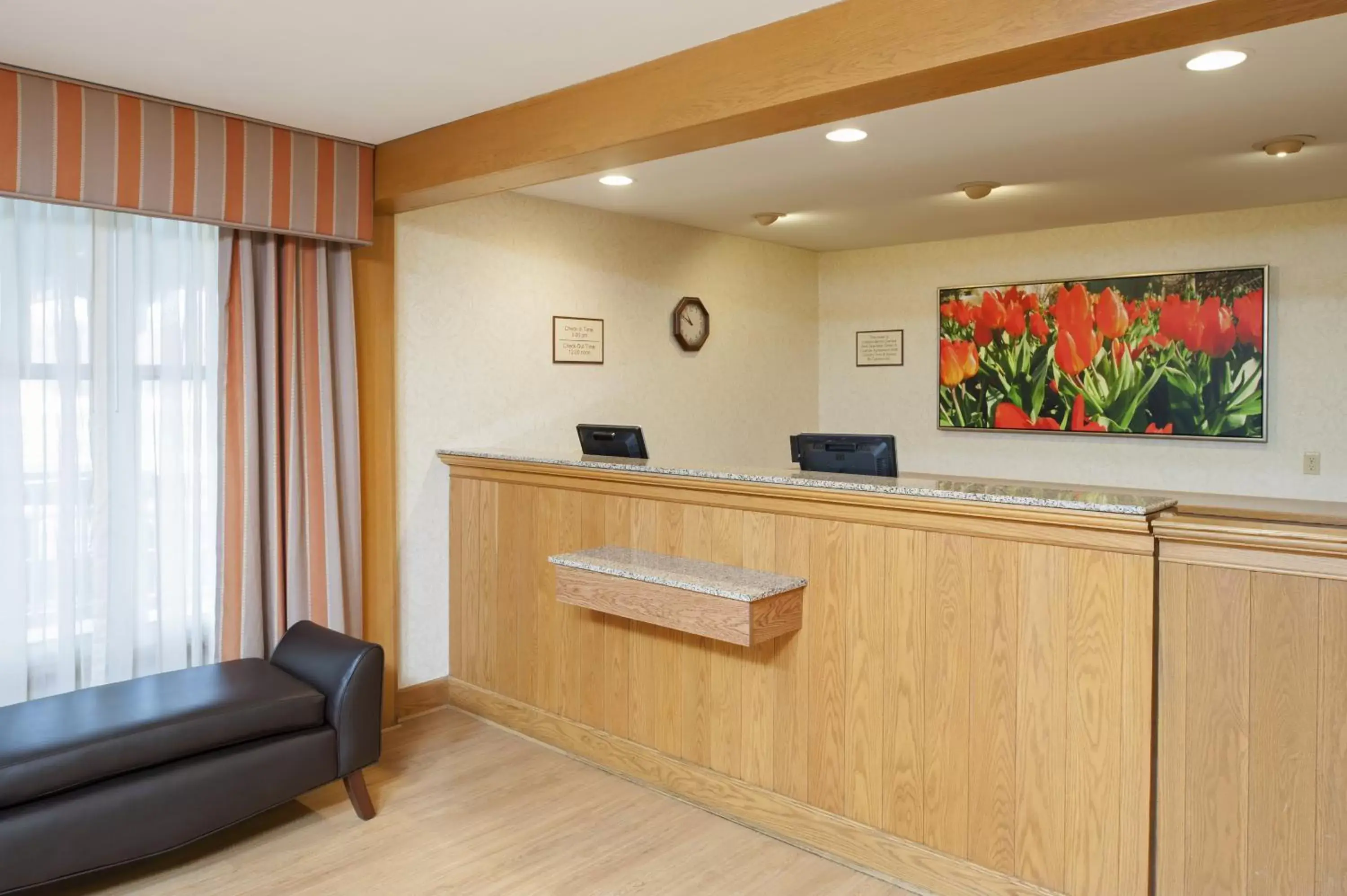 Lobby or reception, Lobby/Reception in Country Inn & Suites by Radisson, Holland, MI