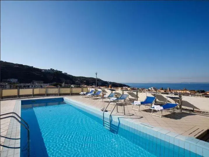 Swimming Pool in Grand Hotel Cesare Augusto