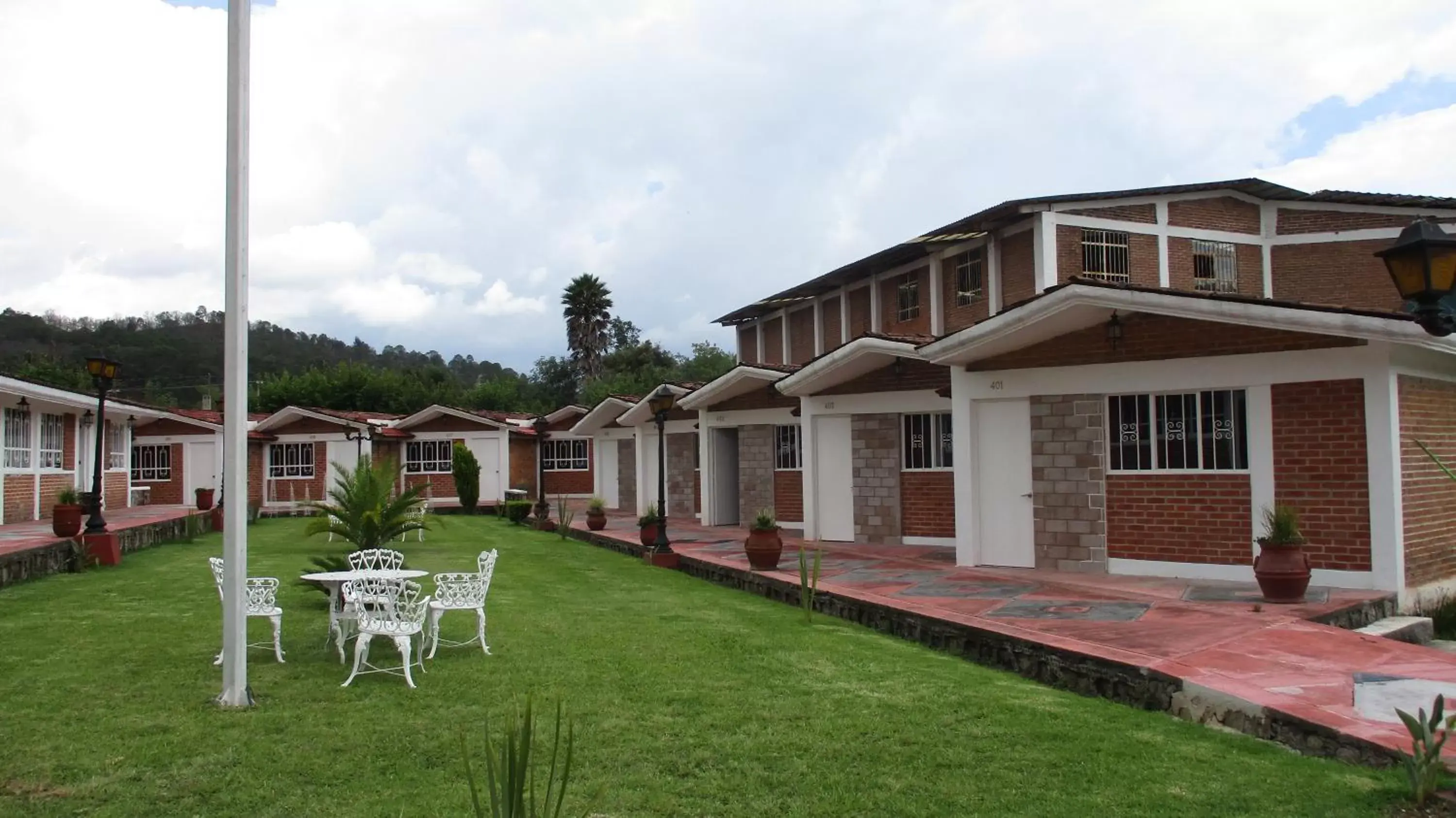 Garden, Property Building in Hotel Villa Monarca Inn