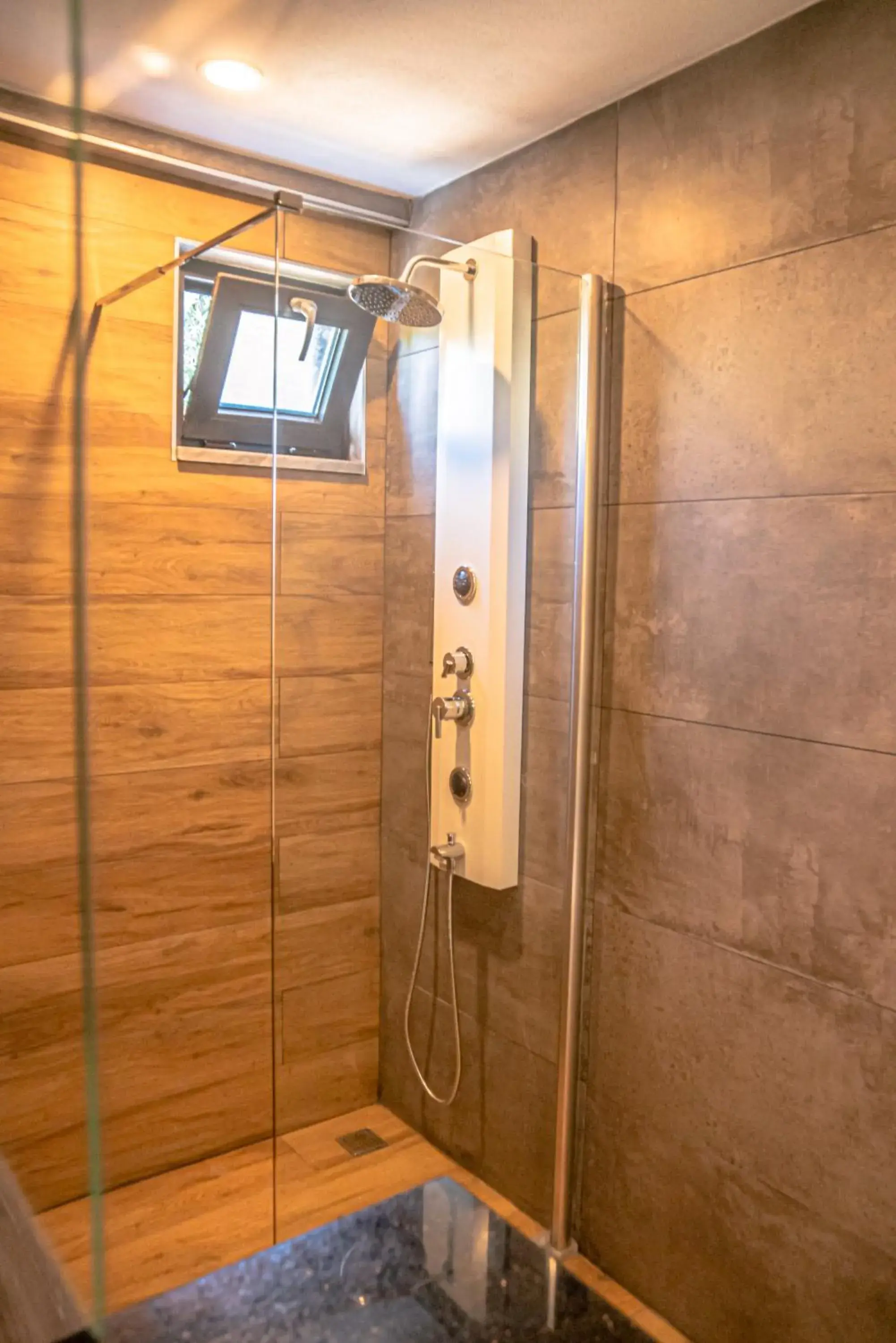 Shower, Bathroom in Camyuva Beach Hotel