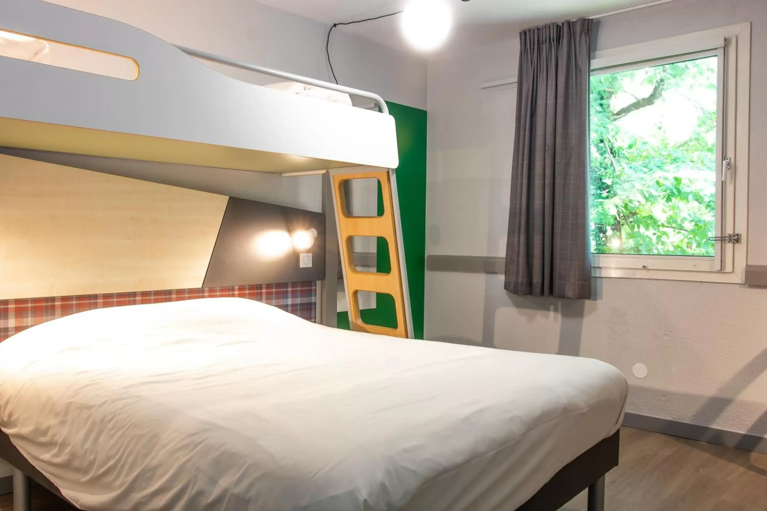 Bunk Bed in Greet Annecy Cran Gevrier By Accor