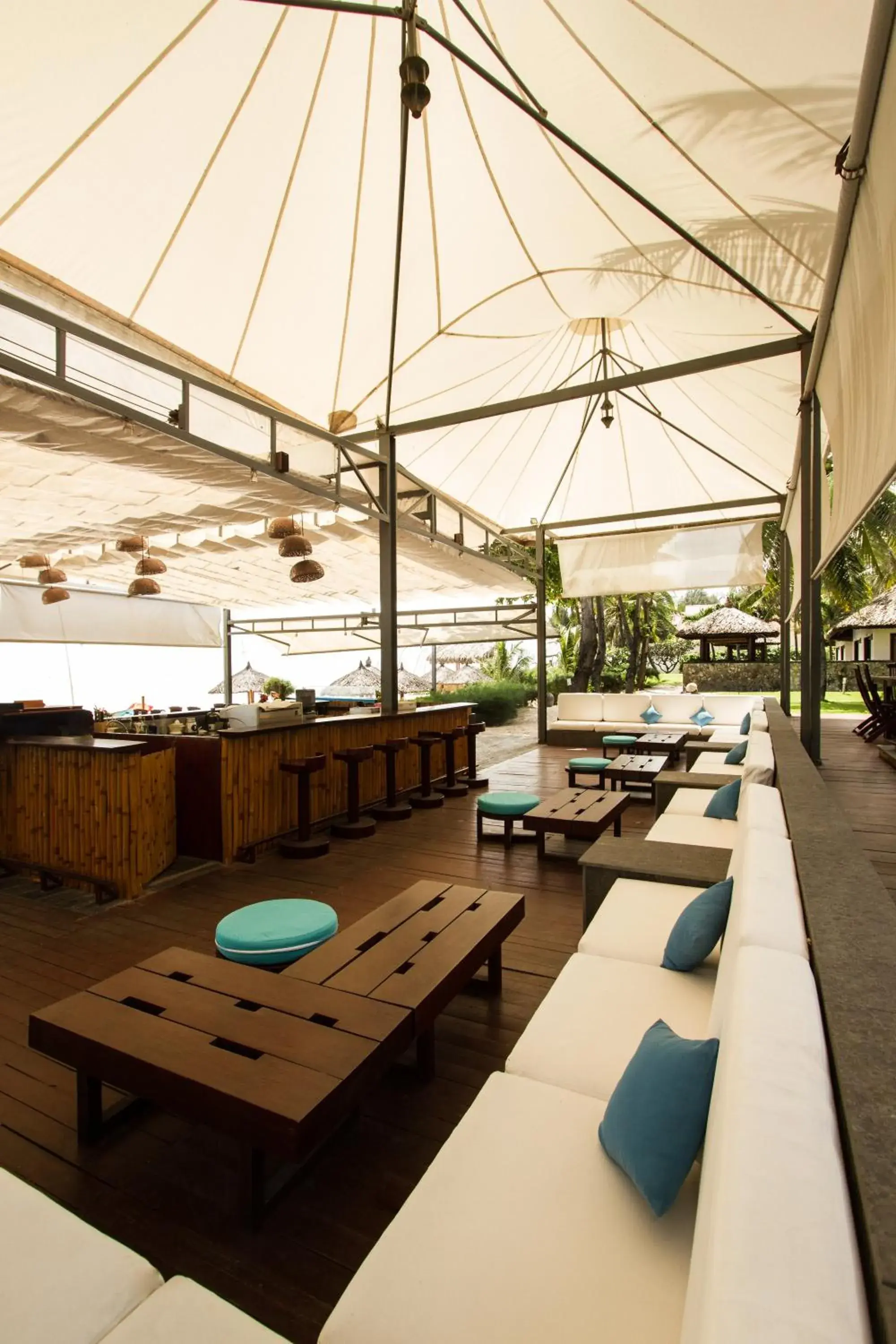 Lounge or bar in Blue Ocean Resort Lounge or bar in Blue Ocean Resort