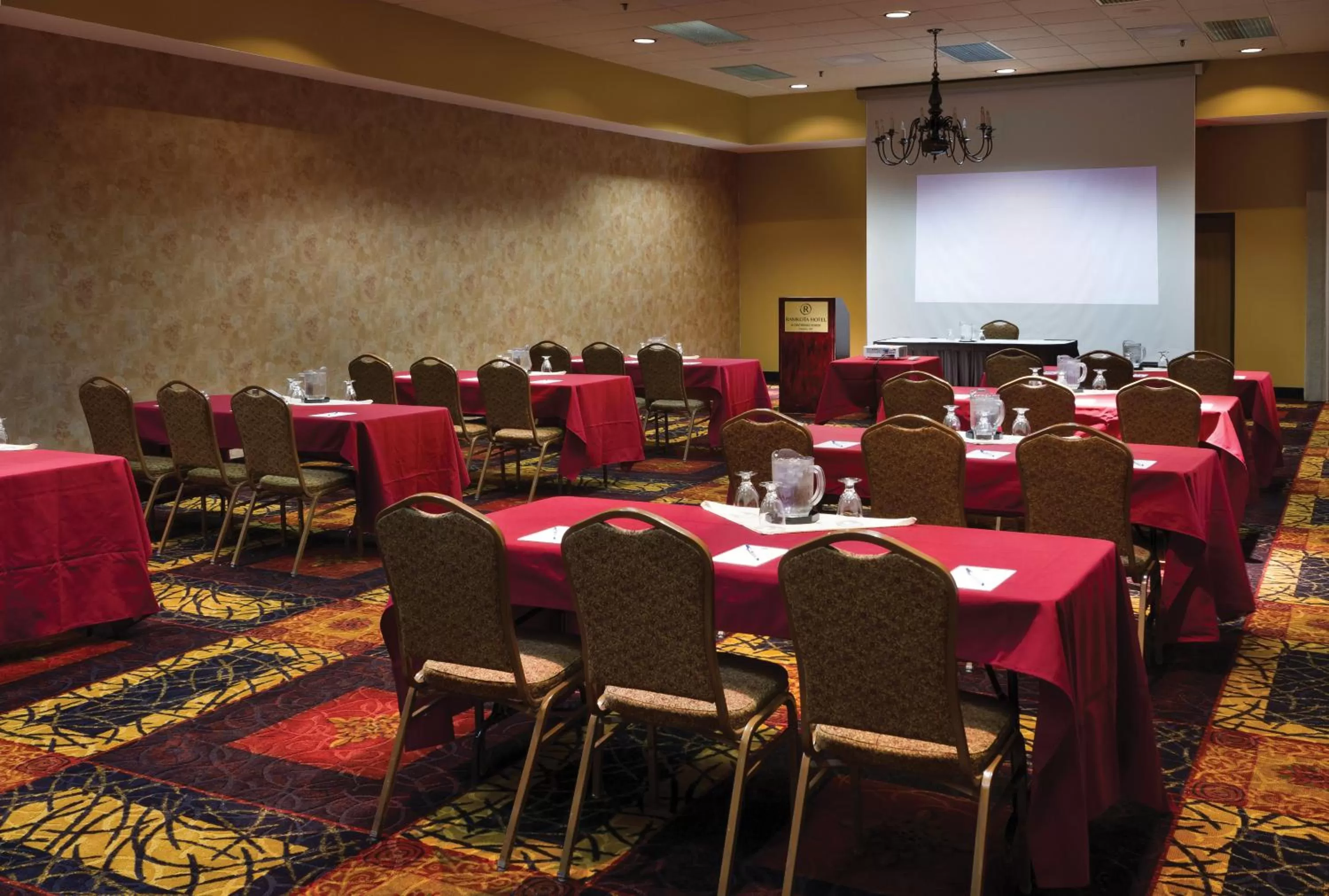 Banquet/Function facilities in Ramkota Hotel - Casper