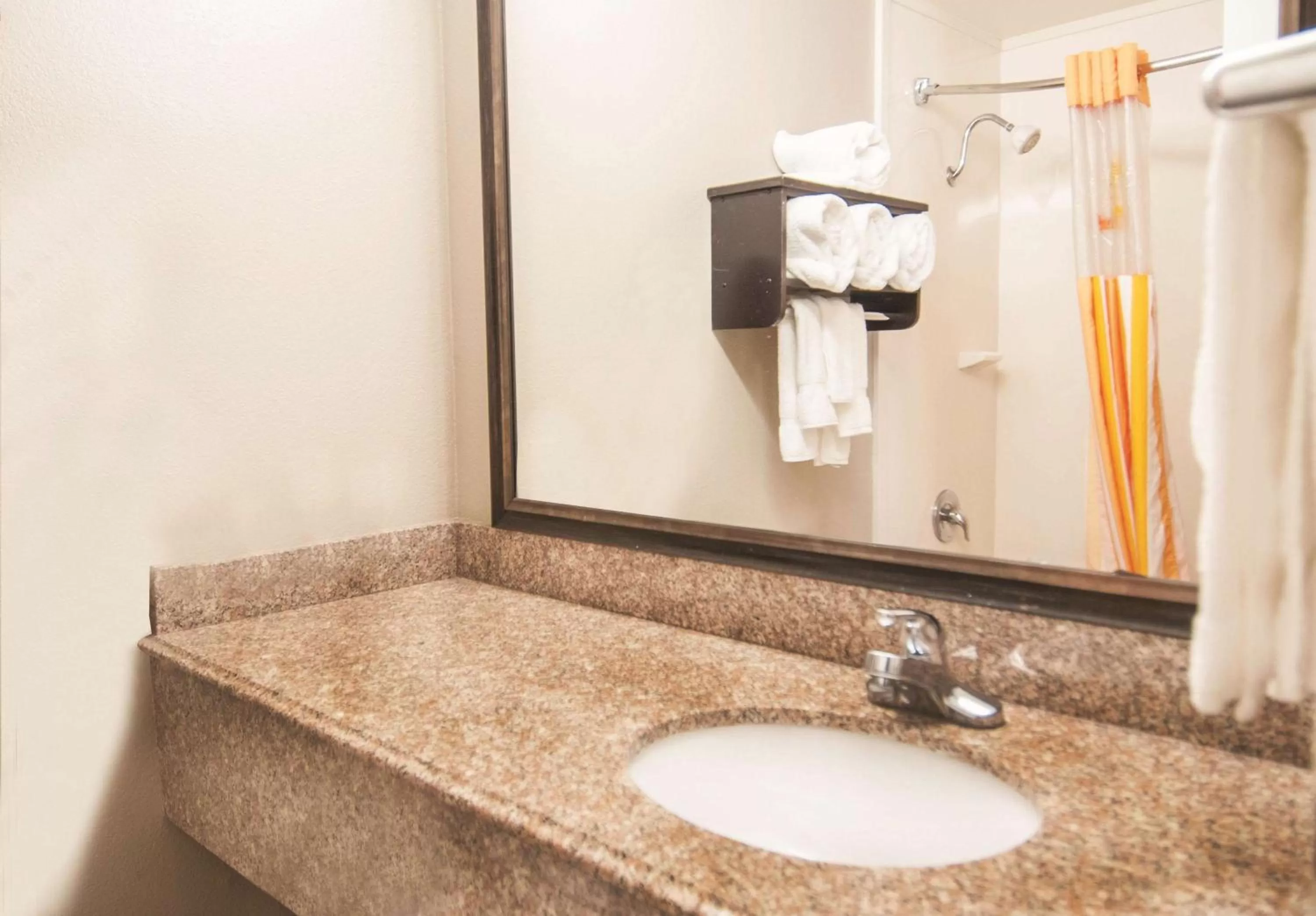 Bathroom in La Quinta Inn by Wyndham San Antonio Brooks City Base