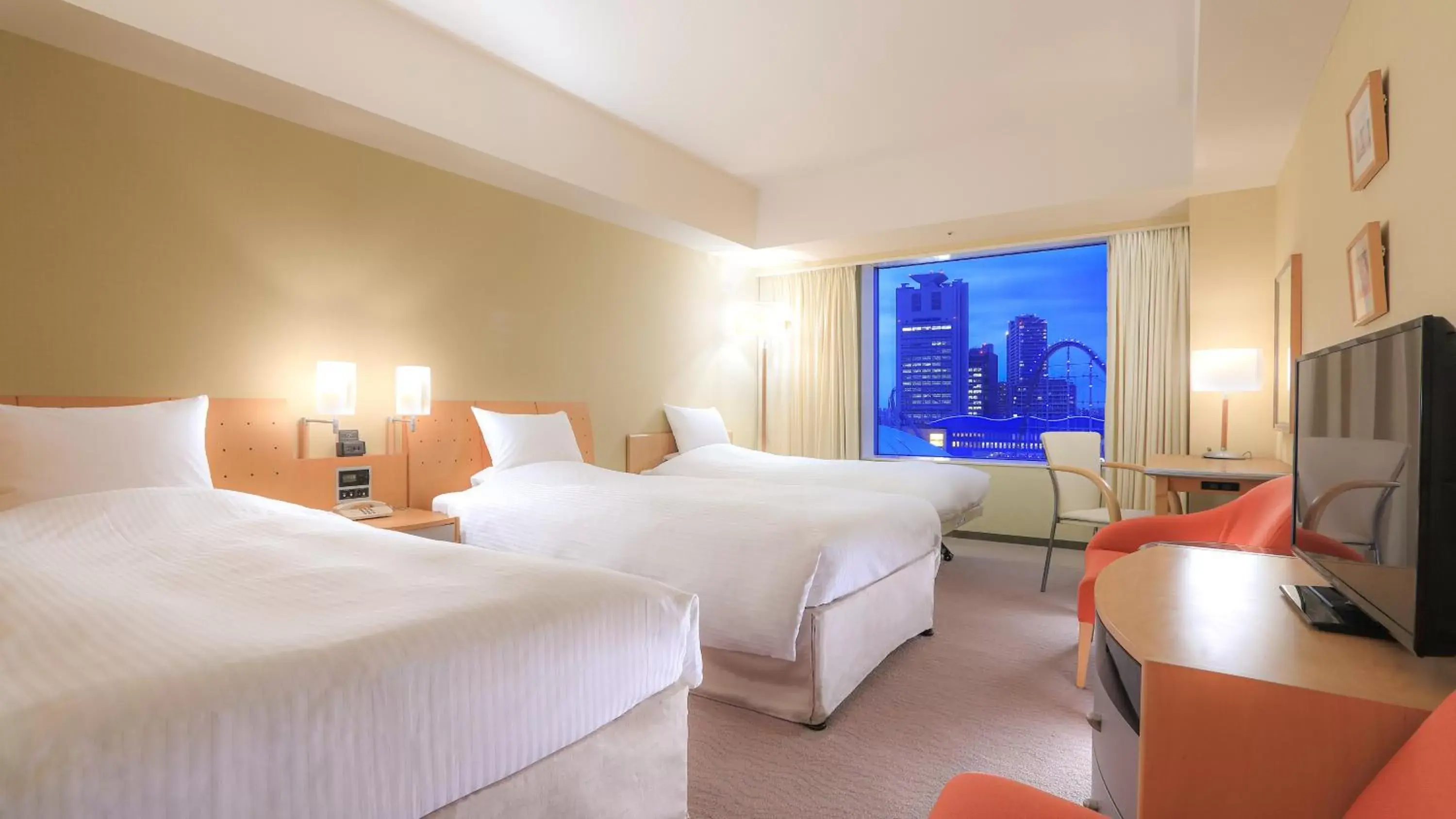 Photo of the whole room in Tokyo Dome Hotel