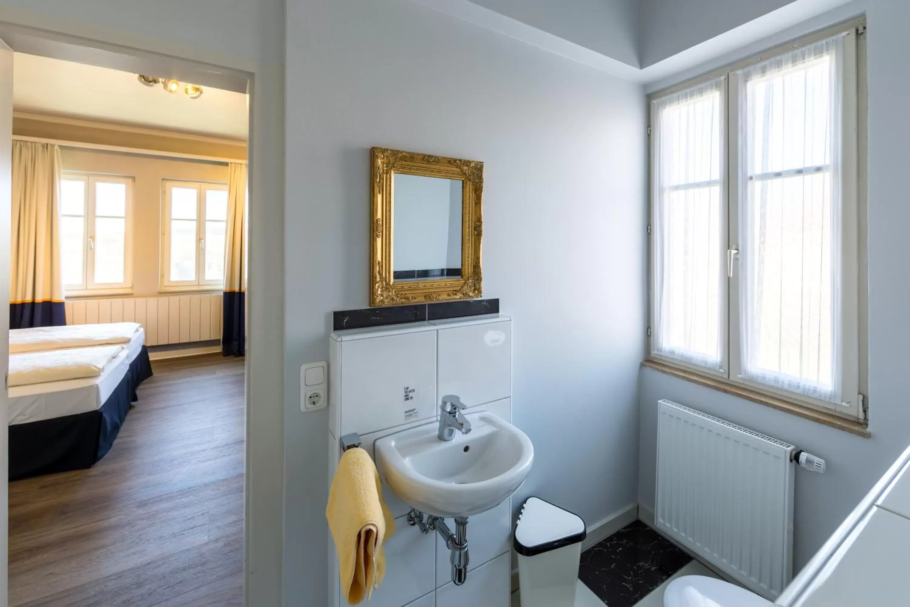 Bathroom in Historik Hotel Goldener Hirsch Rothenburg