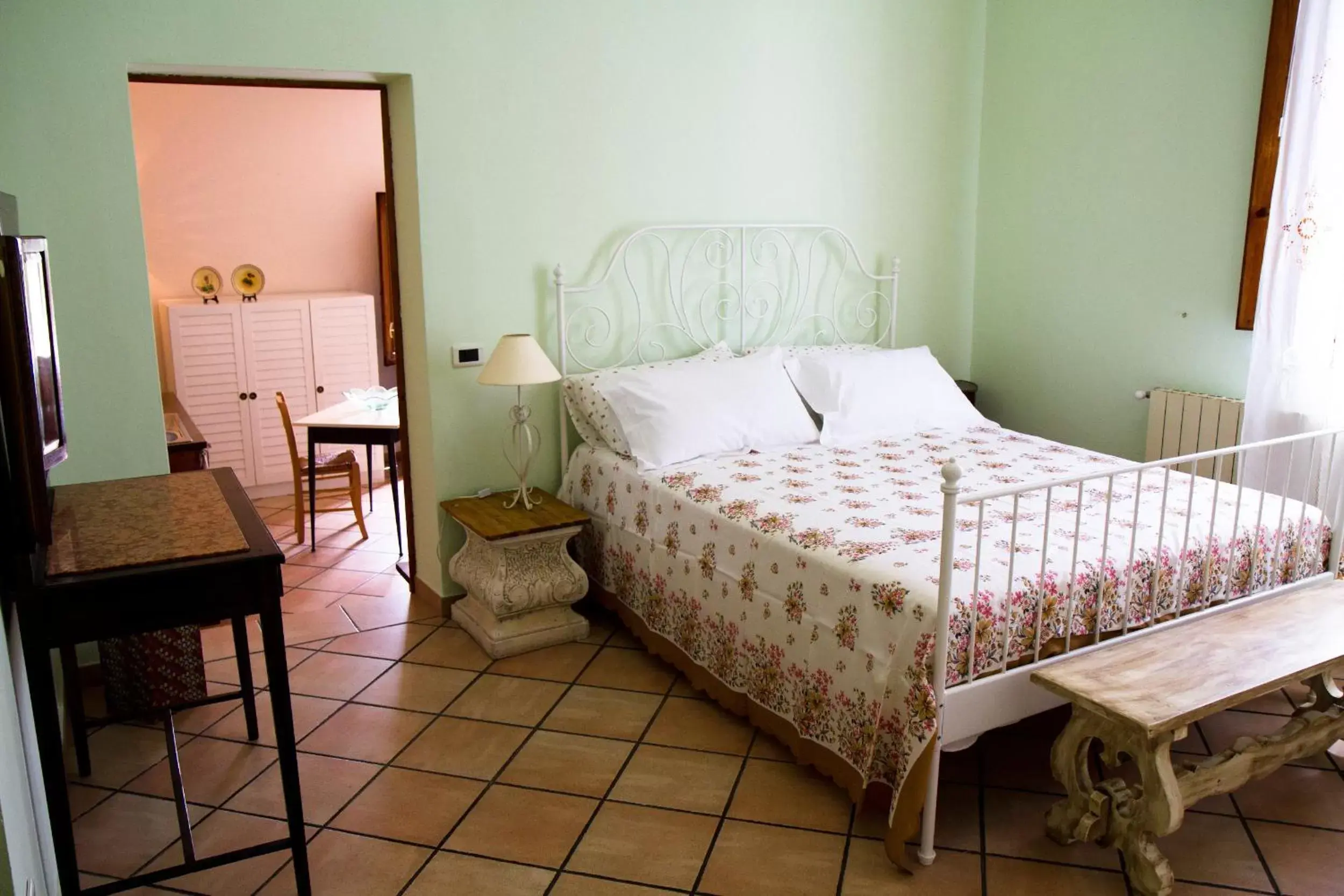 Photo of the whole room, Bed in B&B Il Ramaiolo