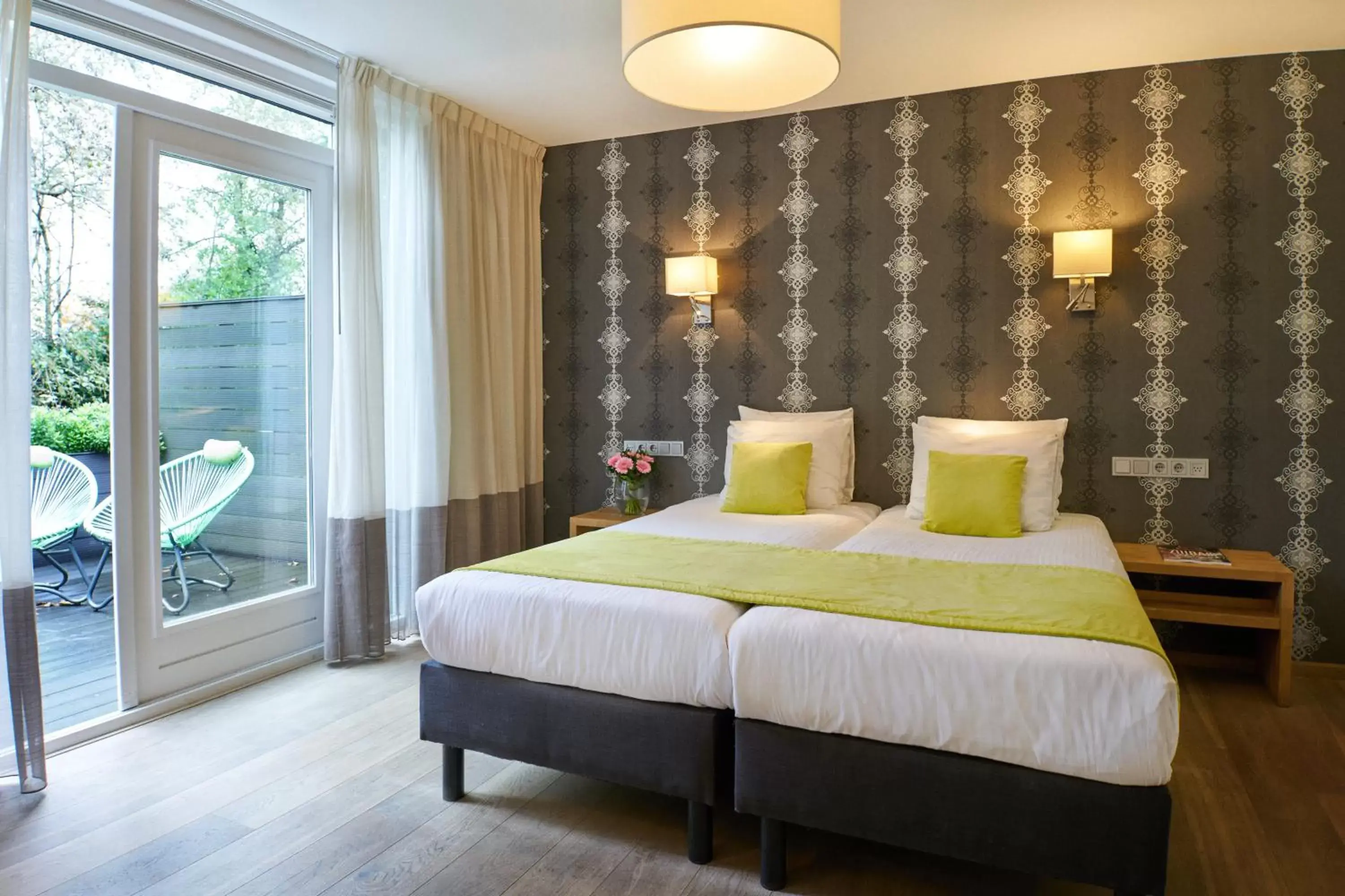 Bed in Alp de Veenen Hotel