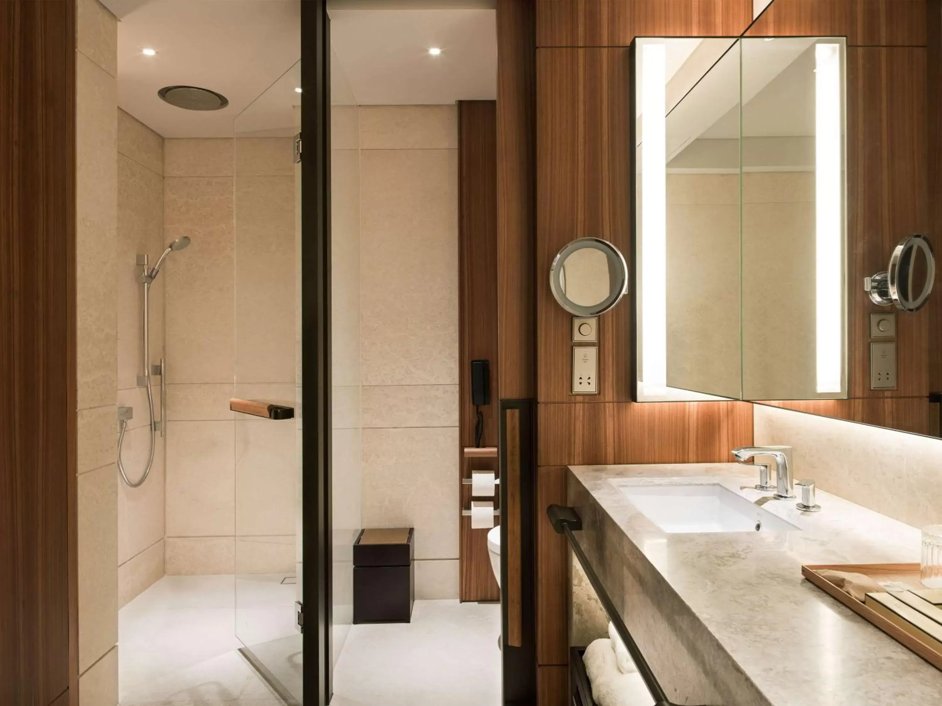 Bathroom in Kerry Hotel, Hong Kong