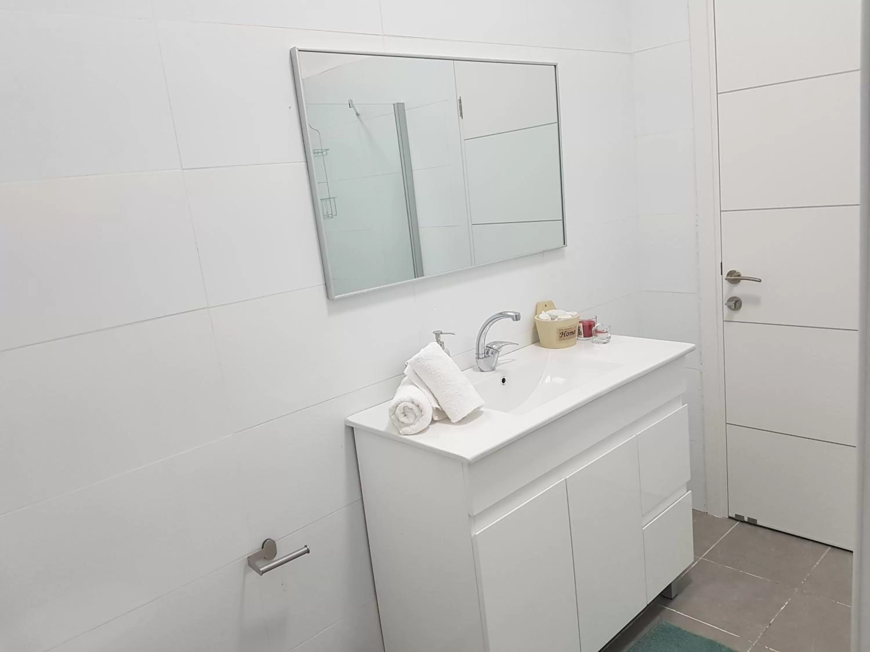 Bathroom in אבני החושן- Avnei Hoshen