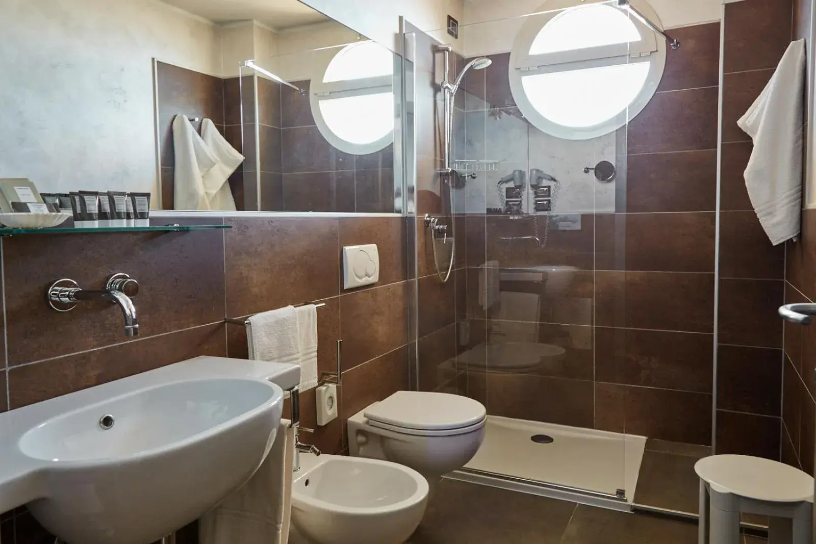 Bathroom in Bellettini Hotel