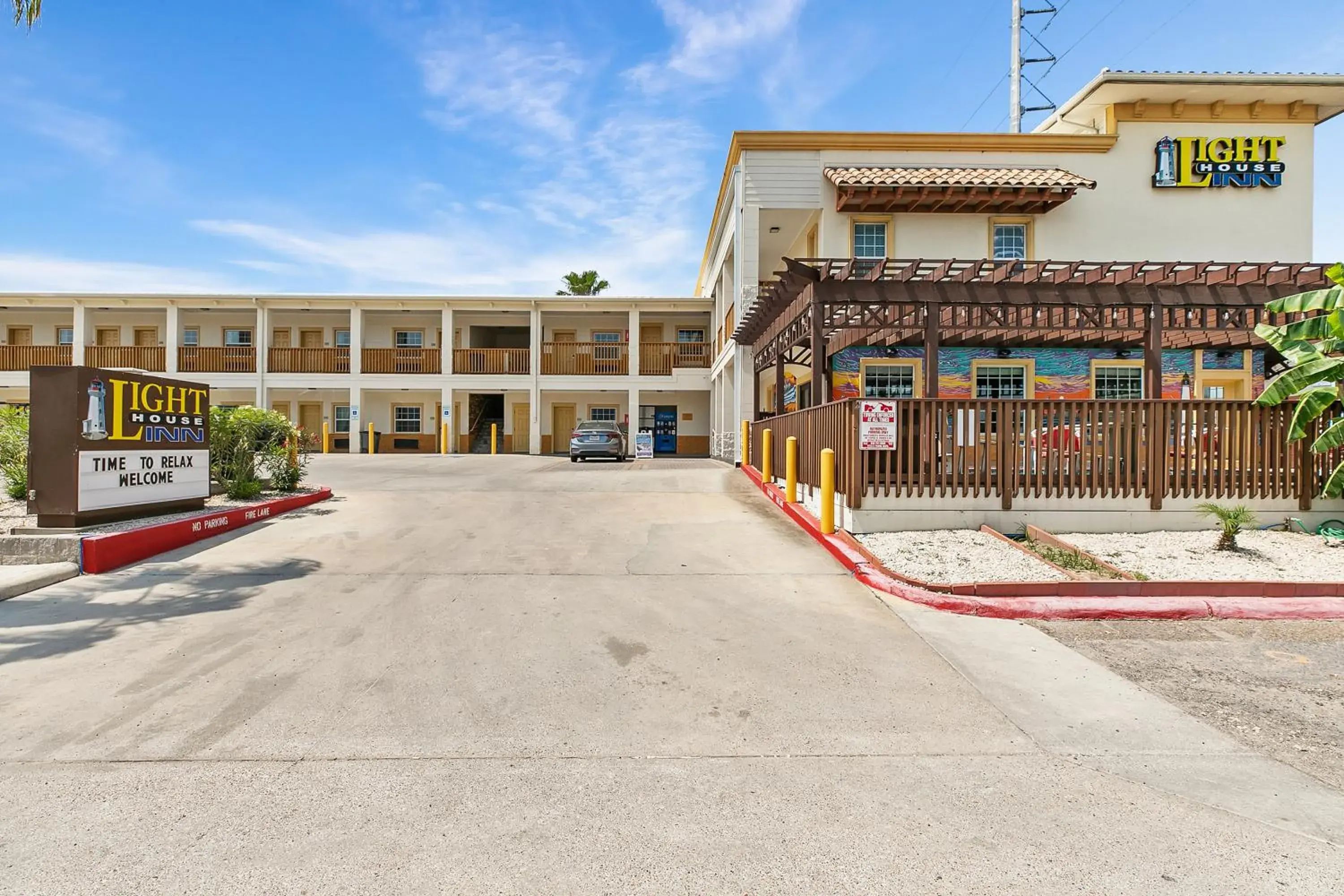 Property building in Lighthouse Inn Property building in Lighthouse Inn