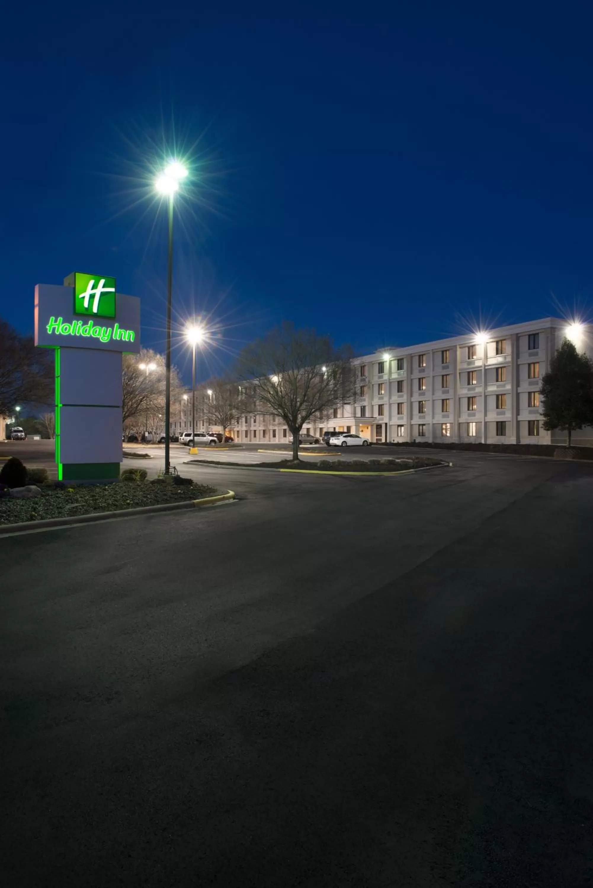 Property building in Holiday Inn Charlotte Airport by IHG