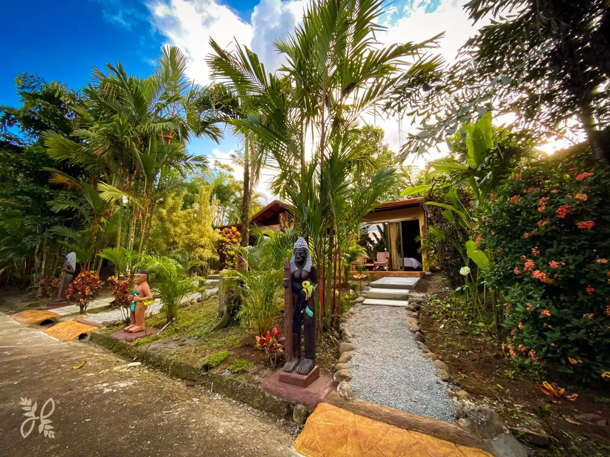 Day in Hotel Heliconias Nature Inn & Hot Springs