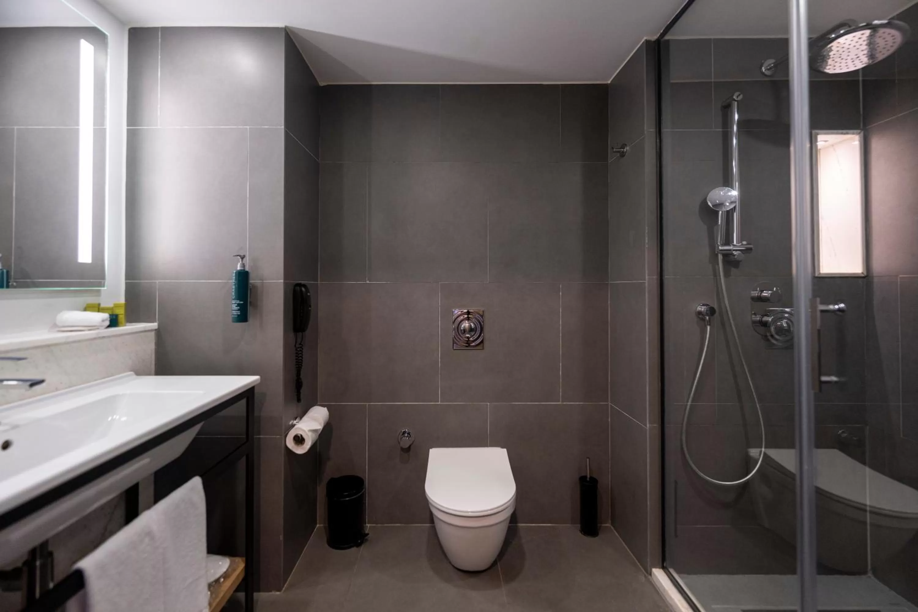 Bathroom in DoubleTree by Hilton Antalya-Kemer All-Inclusive Resort