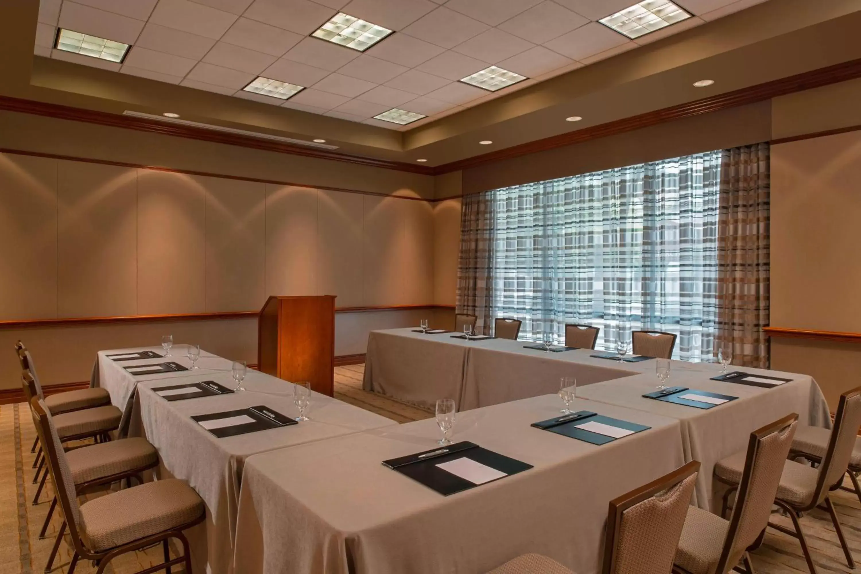 Meeting/conference room in The Westin Houston Downtown