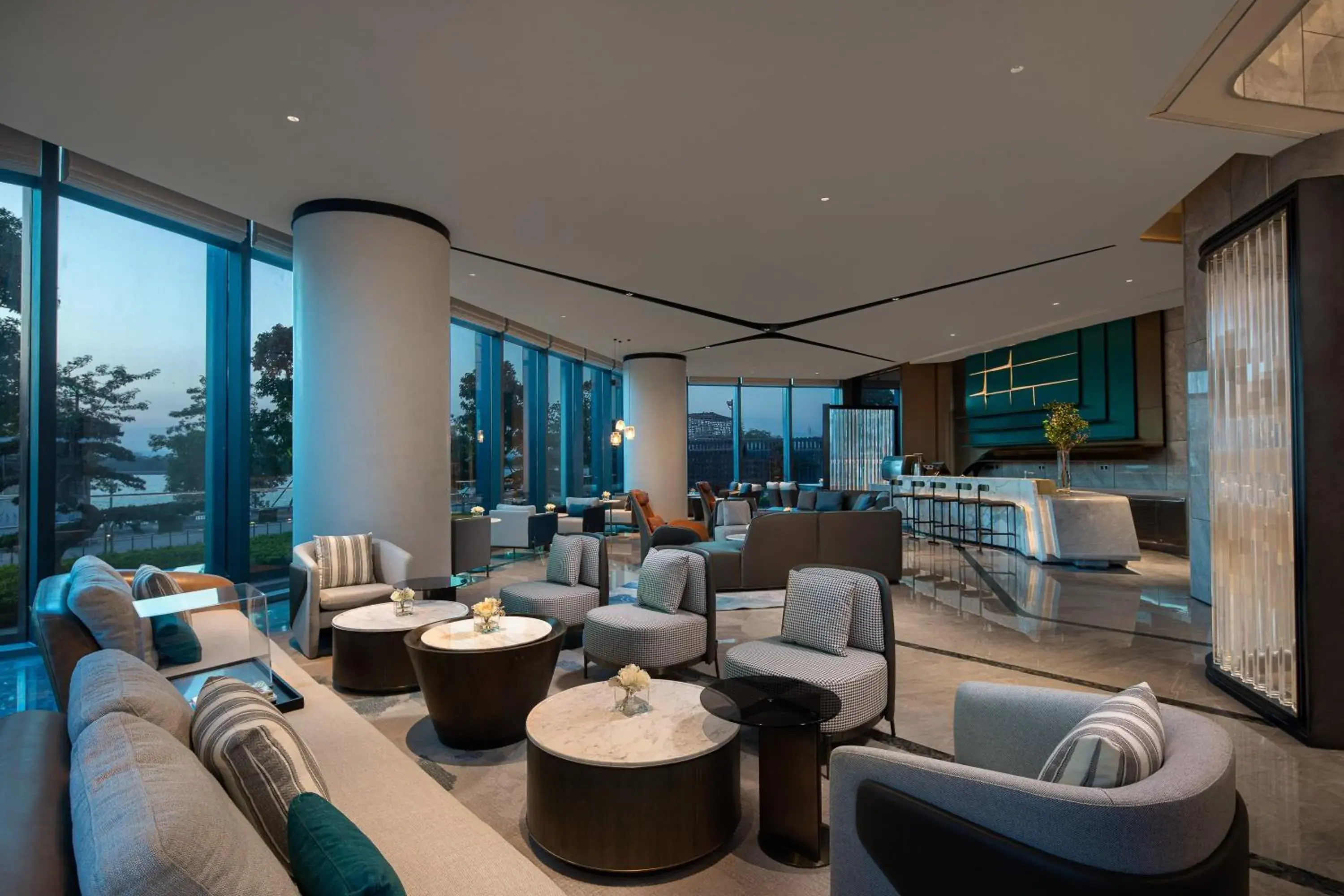 Property building in Crowne Plaza Chaozhou Riverside by IHG Property building in Crowne Plaza Chaozhou Riverside by IHG