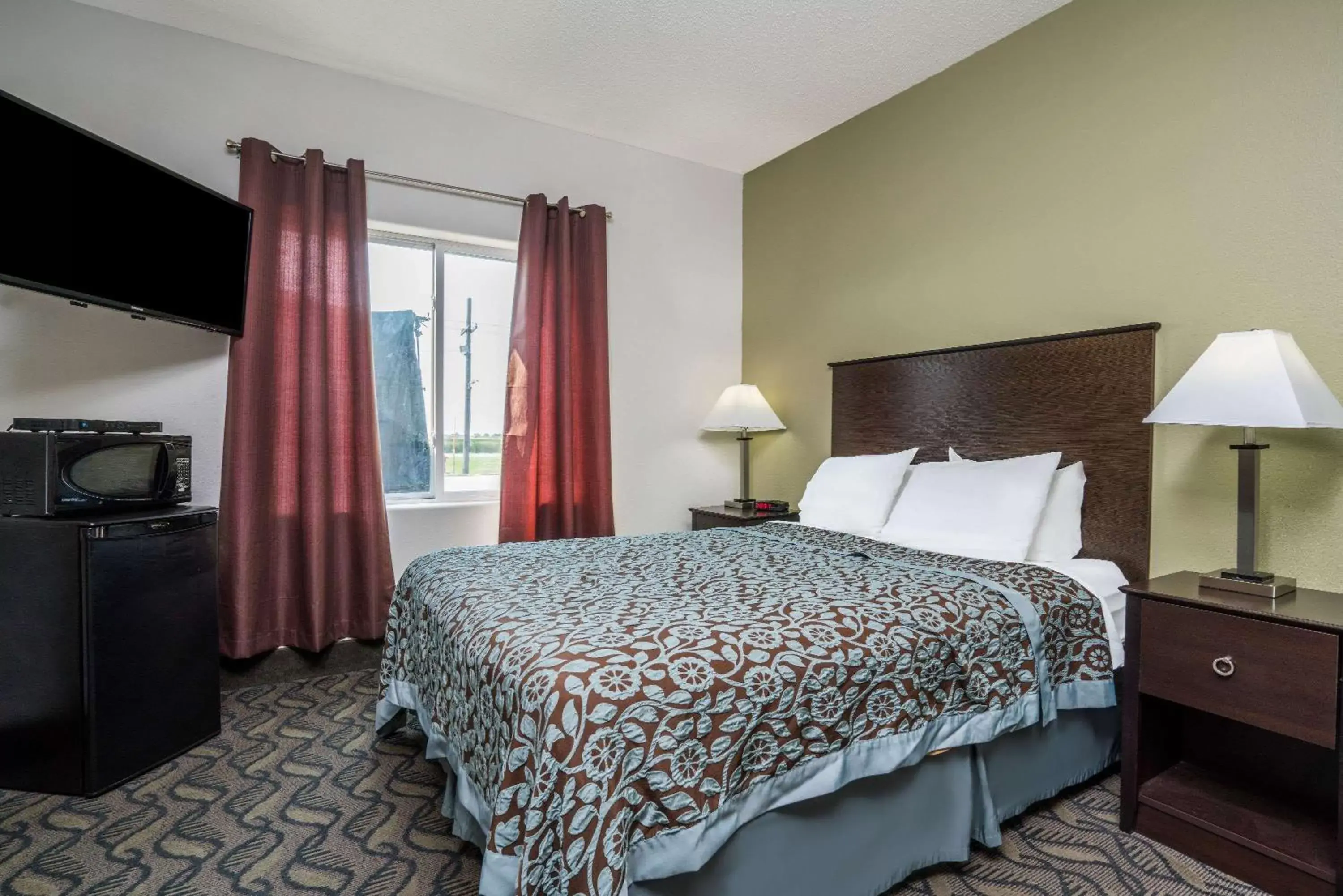 Bed in Days Inn by Wyndham Fargo/Casselton Bed in Days Inn by Wyndham Fargo/Casselton