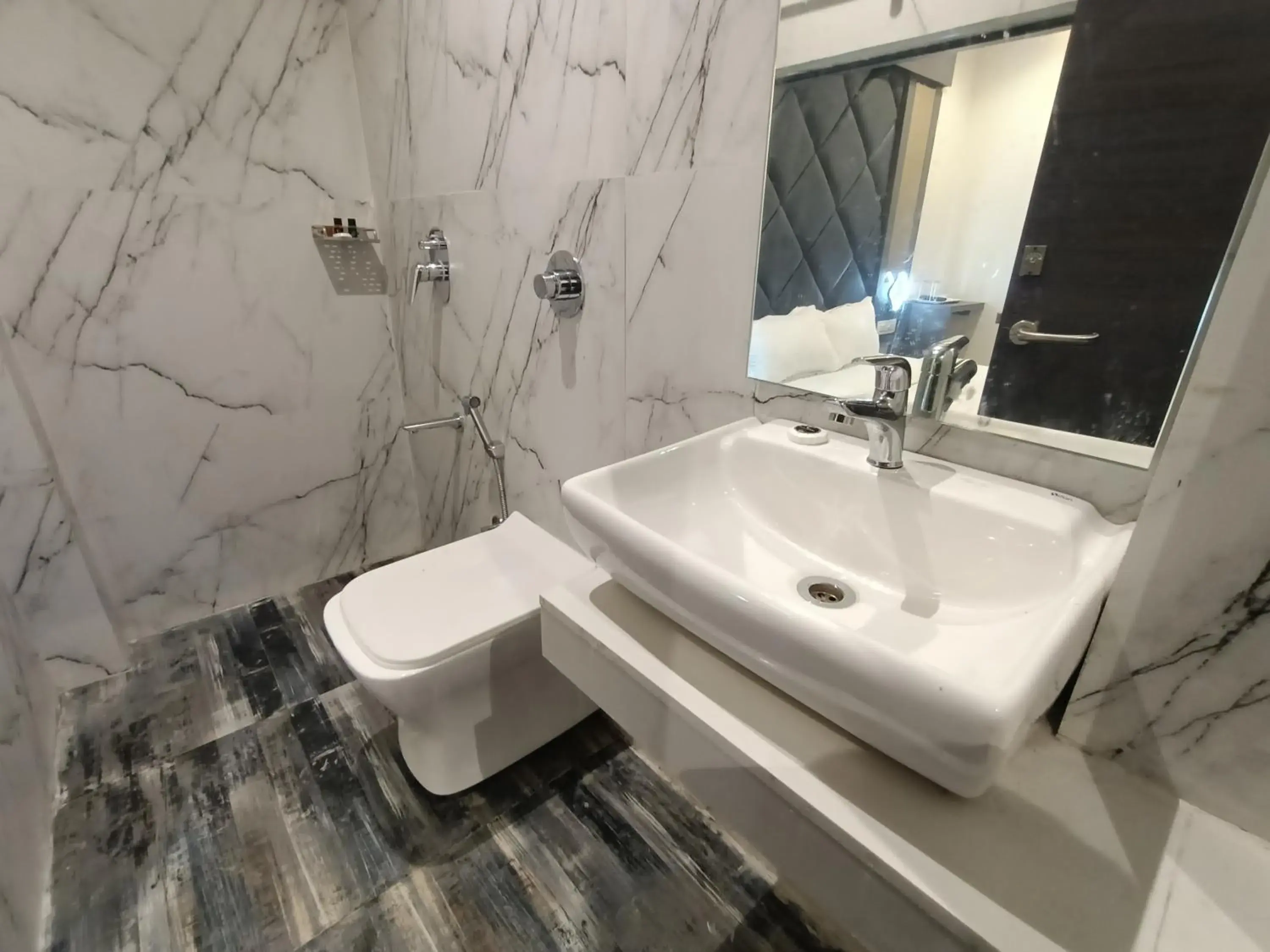 Shower, Bathroom in Hotel Classio Andheri