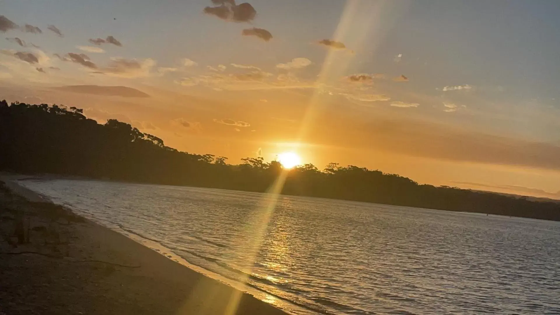 Sunrise/Sunset in Peace Resorts - Jervis Bay Holiday Cabins in Sussex Inlet