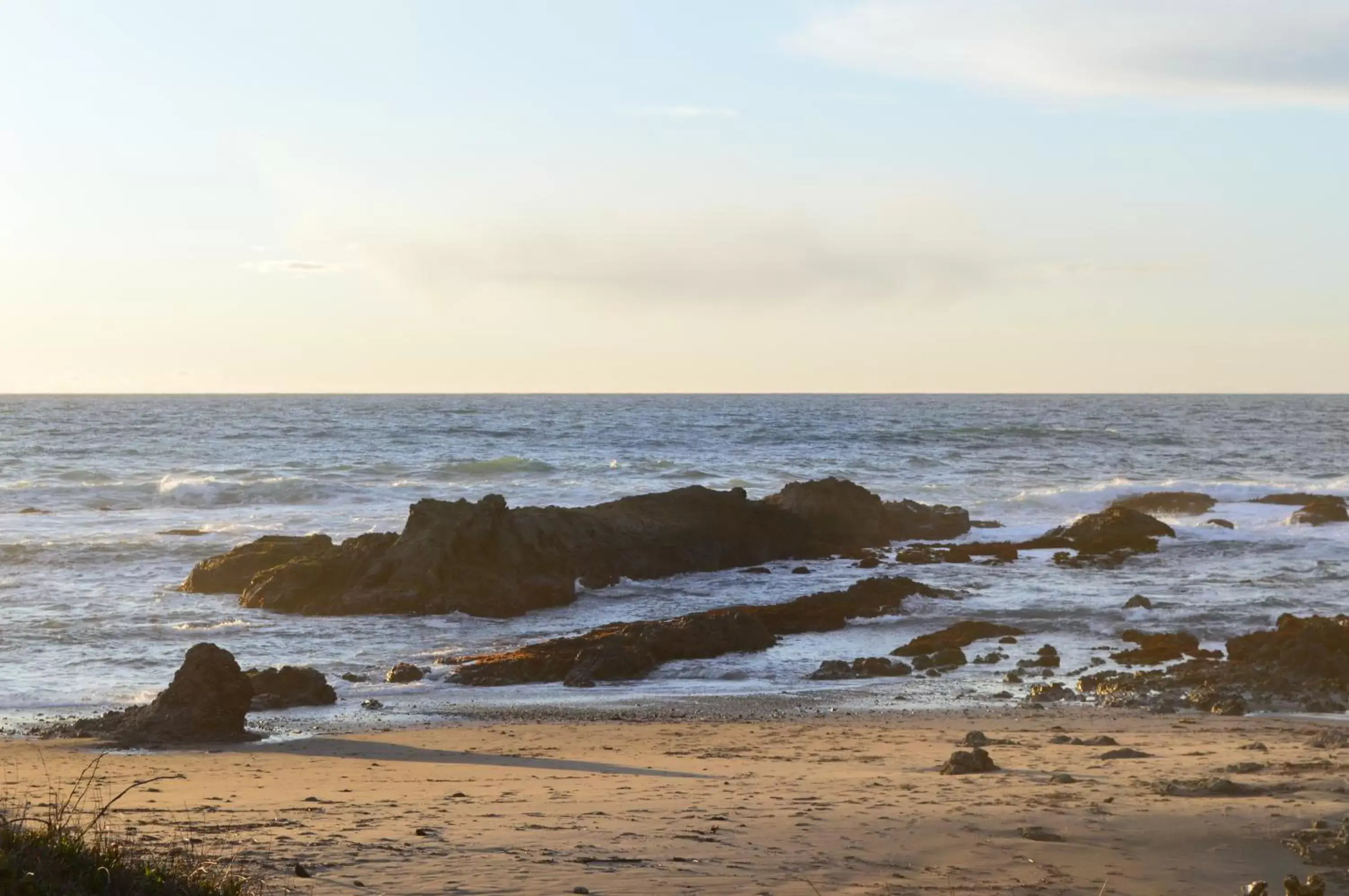 Beach in Omeo Suites Glass Beach