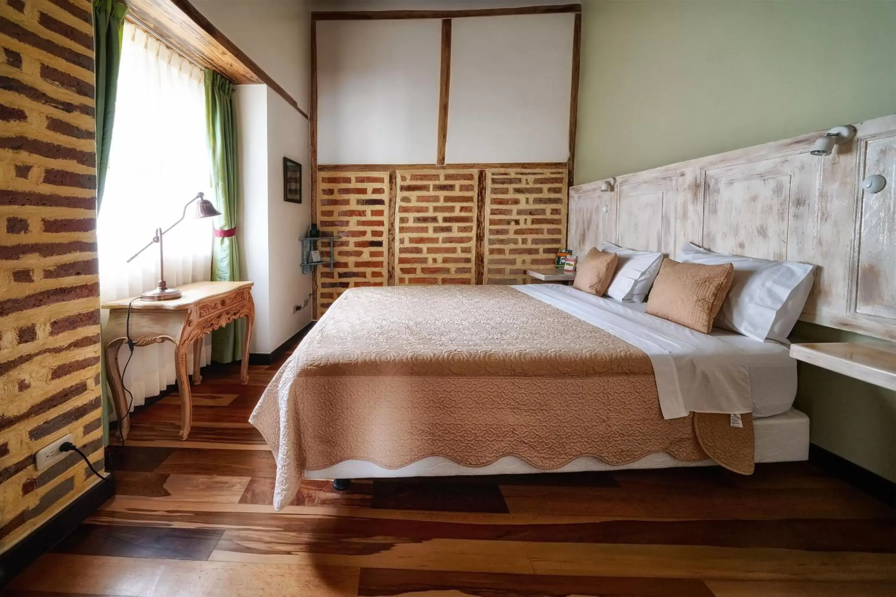 Bed in Old Town Quito Suites, Apartments & Boutique Hotel