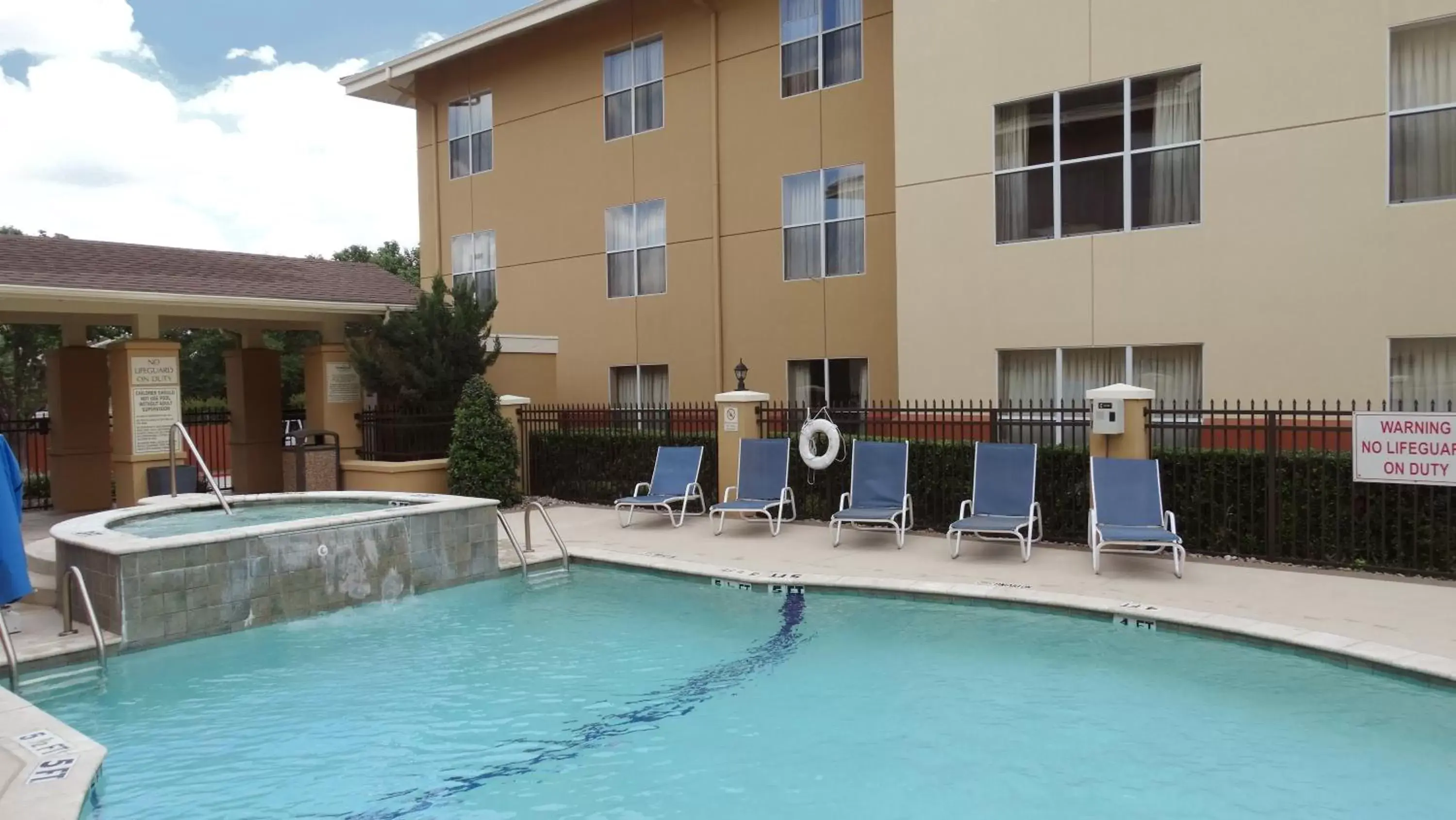 Swimming Pool in Extended Stay America Suites - Dallas - Frankford Road