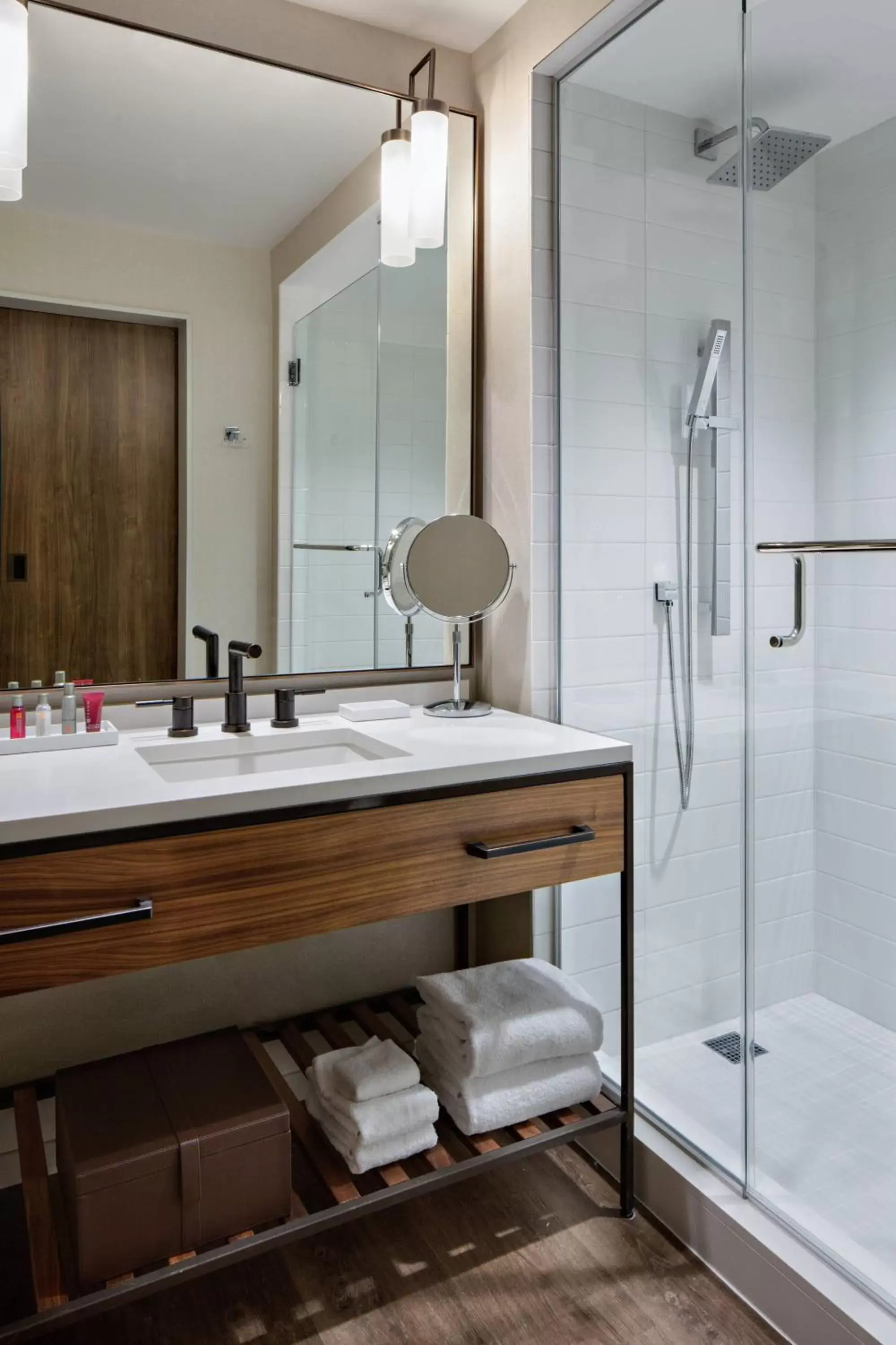 Bathroom in Houston CityPlace Marriott at Springwoods Village