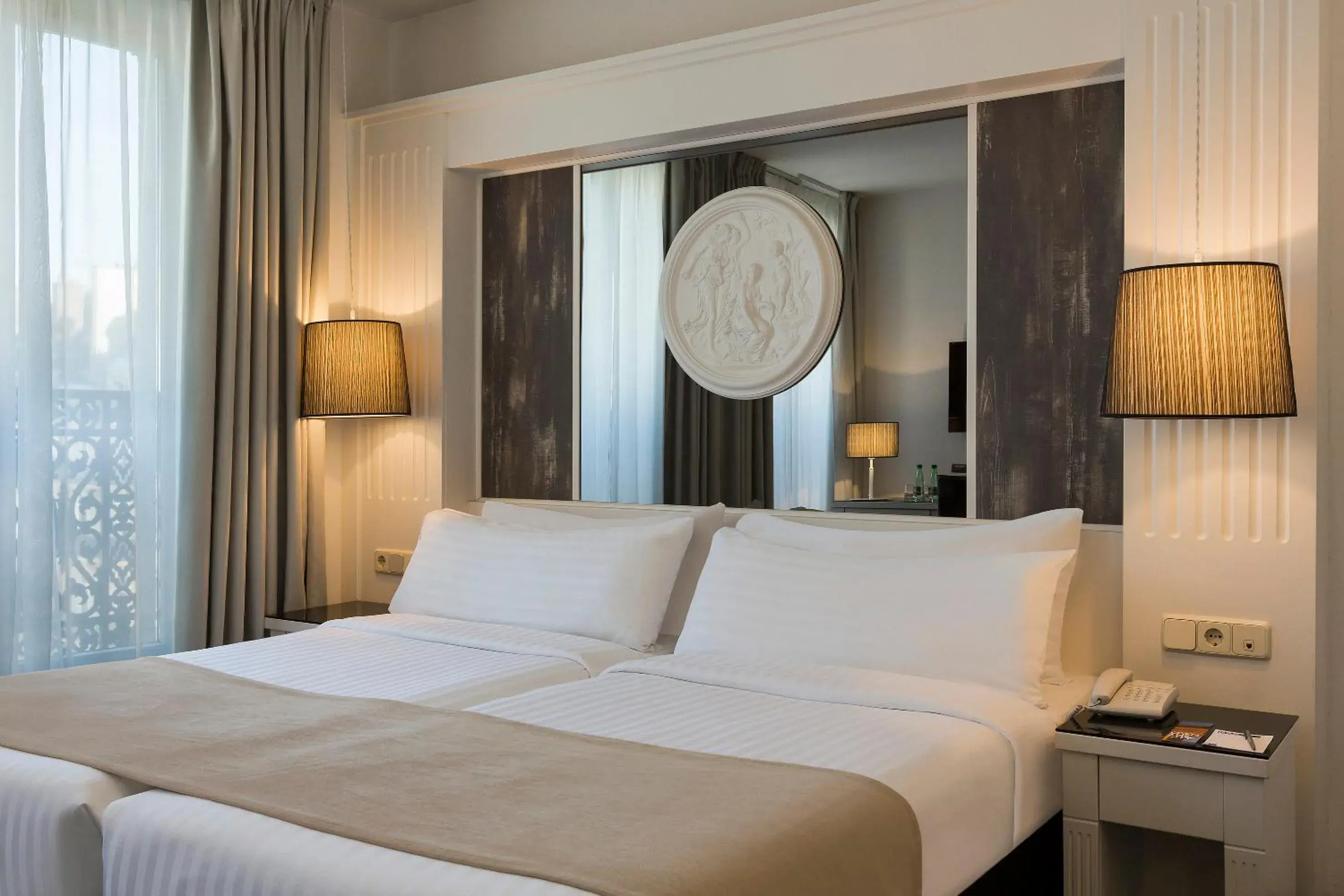 Bed in Hotel Paris Opera Affiliated by Meliá Bed in Hotel Paris Opera Affiliated by Meliá