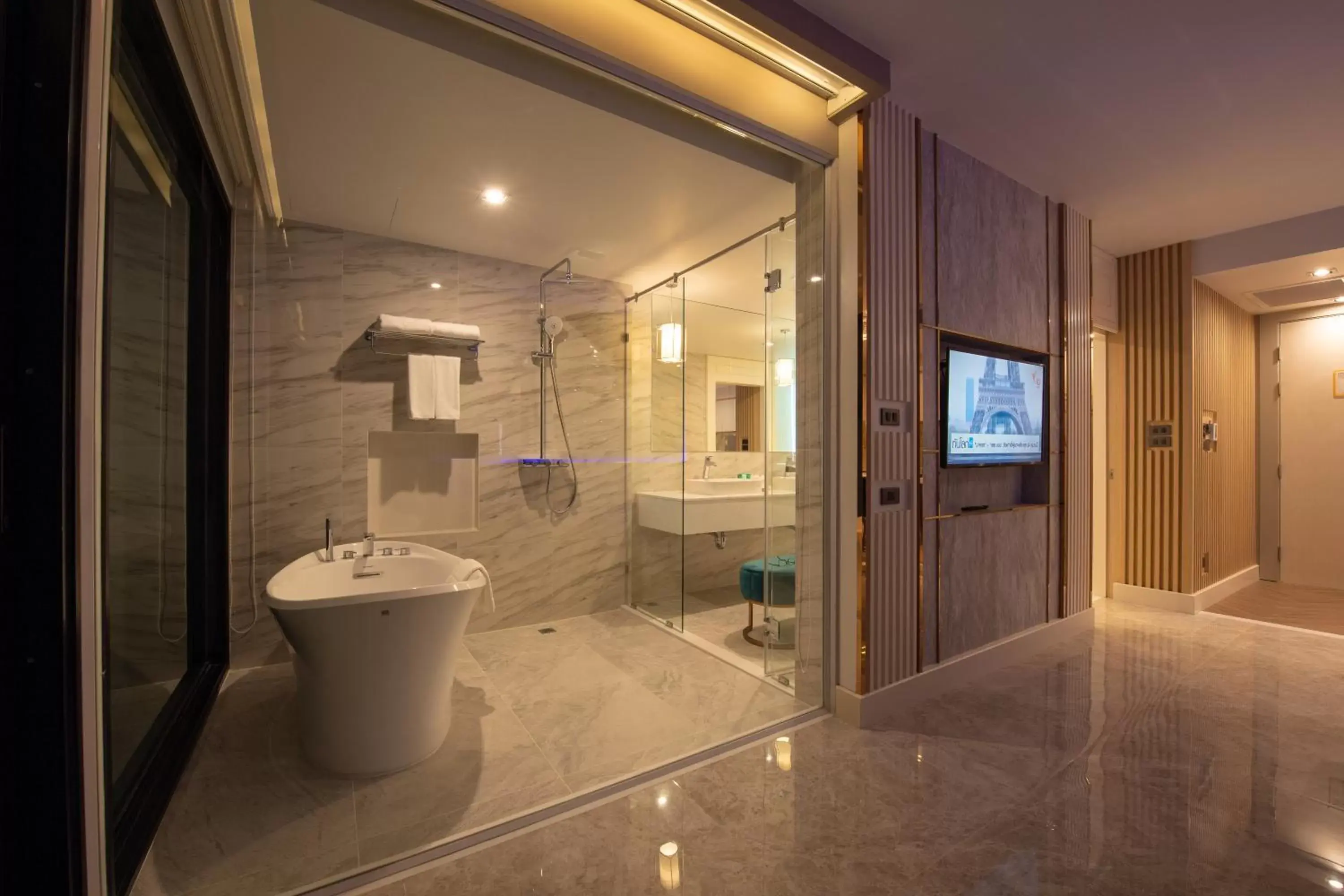 Bathroom in Pattaya Discovery Beach Hotel - SHA Extra Plus