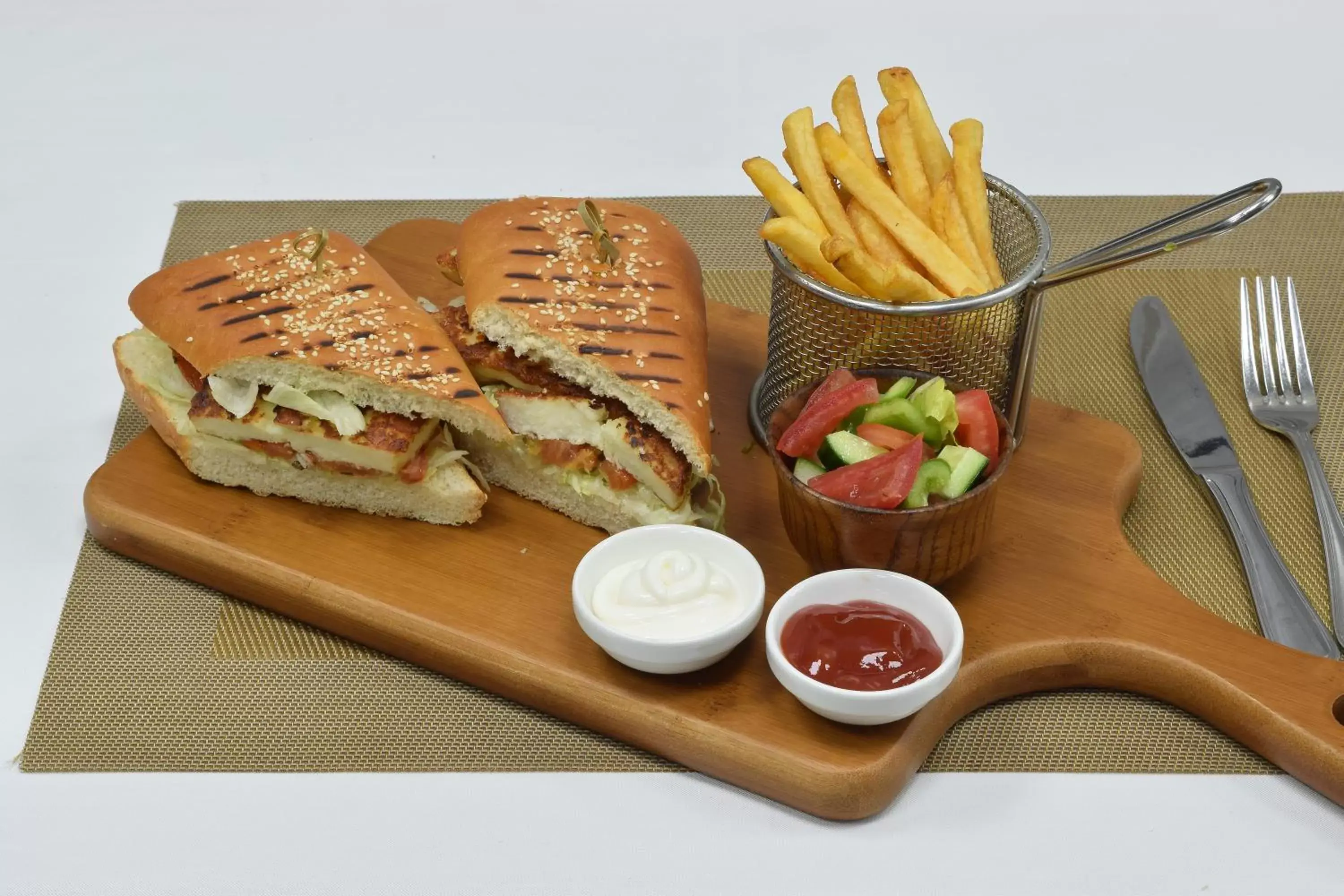 Restaurant/places to eat in Best Western Plus Fursan Restaurant/places to eat in Best Western Plus Fursan