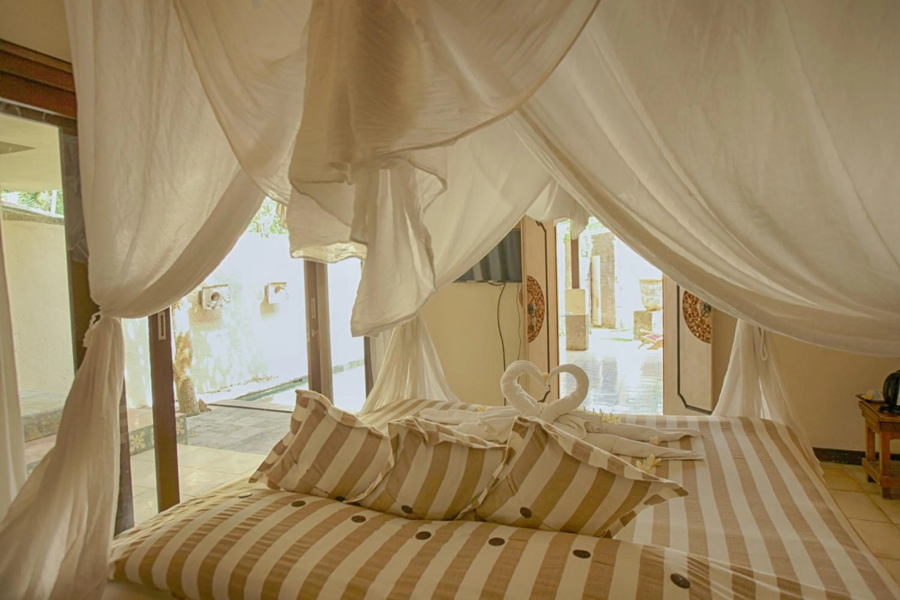 Bed in Visakha Sanur by Puri Signatures