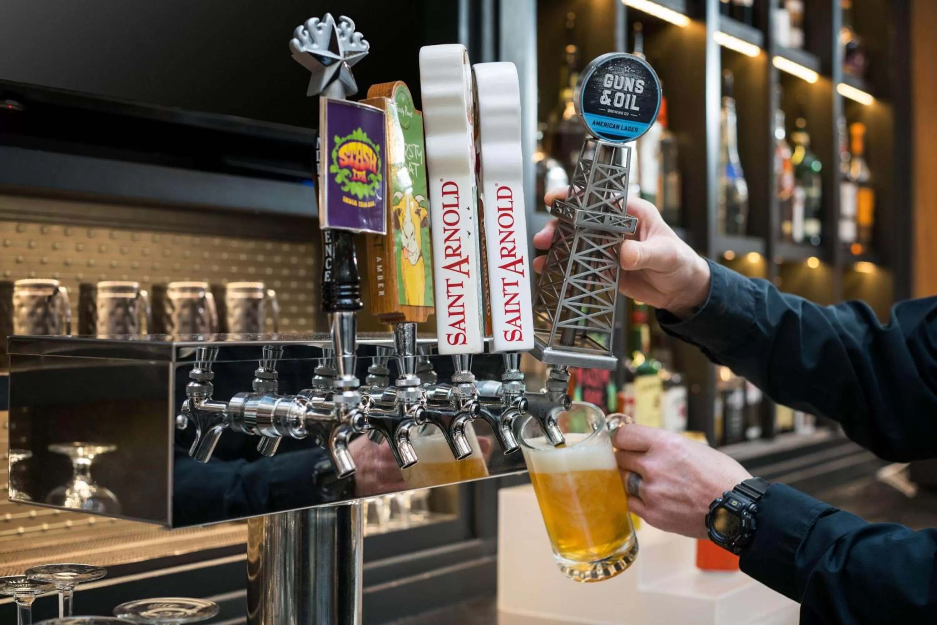 Lounge or bar in Embassy Suites by Hilton Austin Central