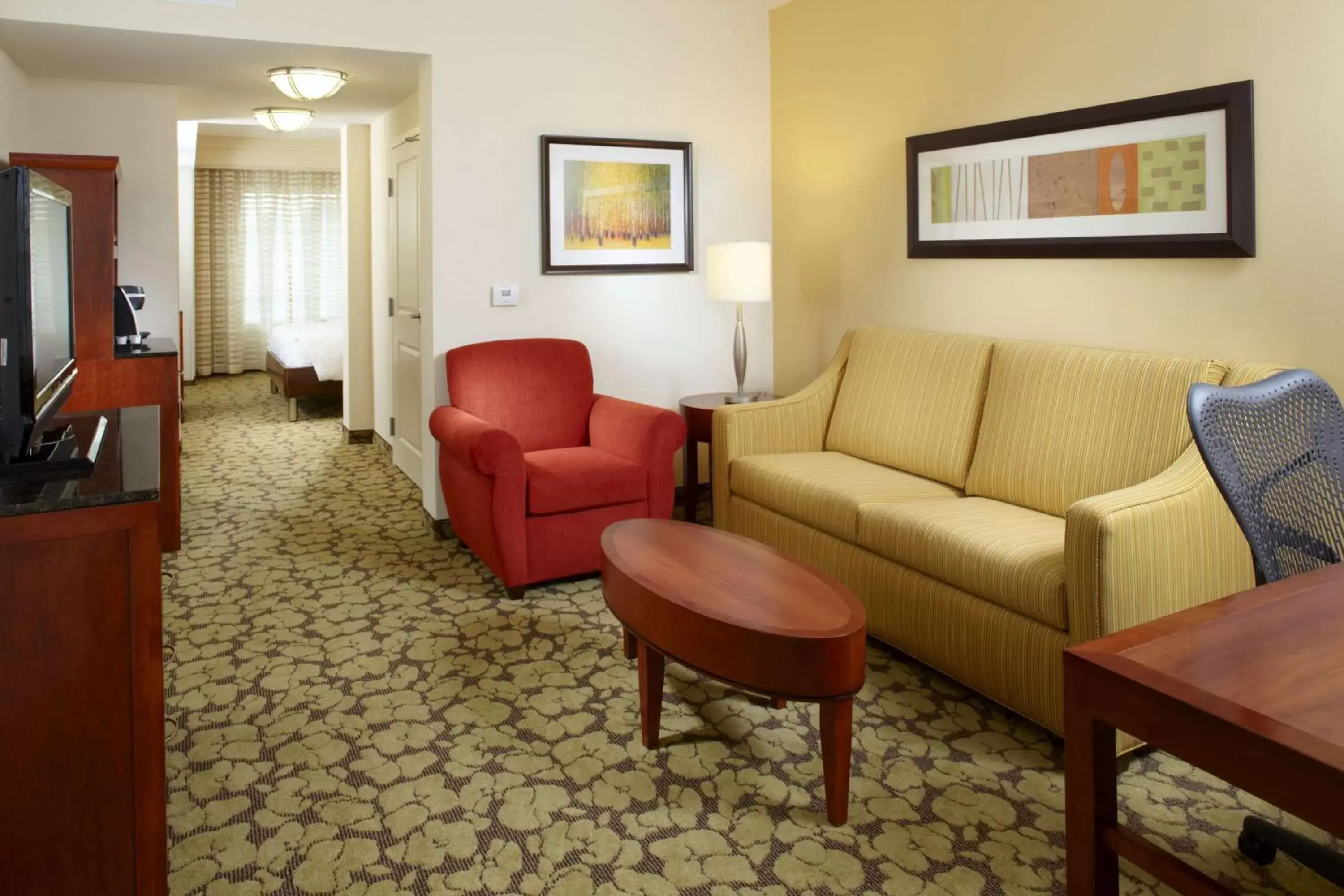 Living room, Seating Area in Hilton Garden Inn Dallas Arlington