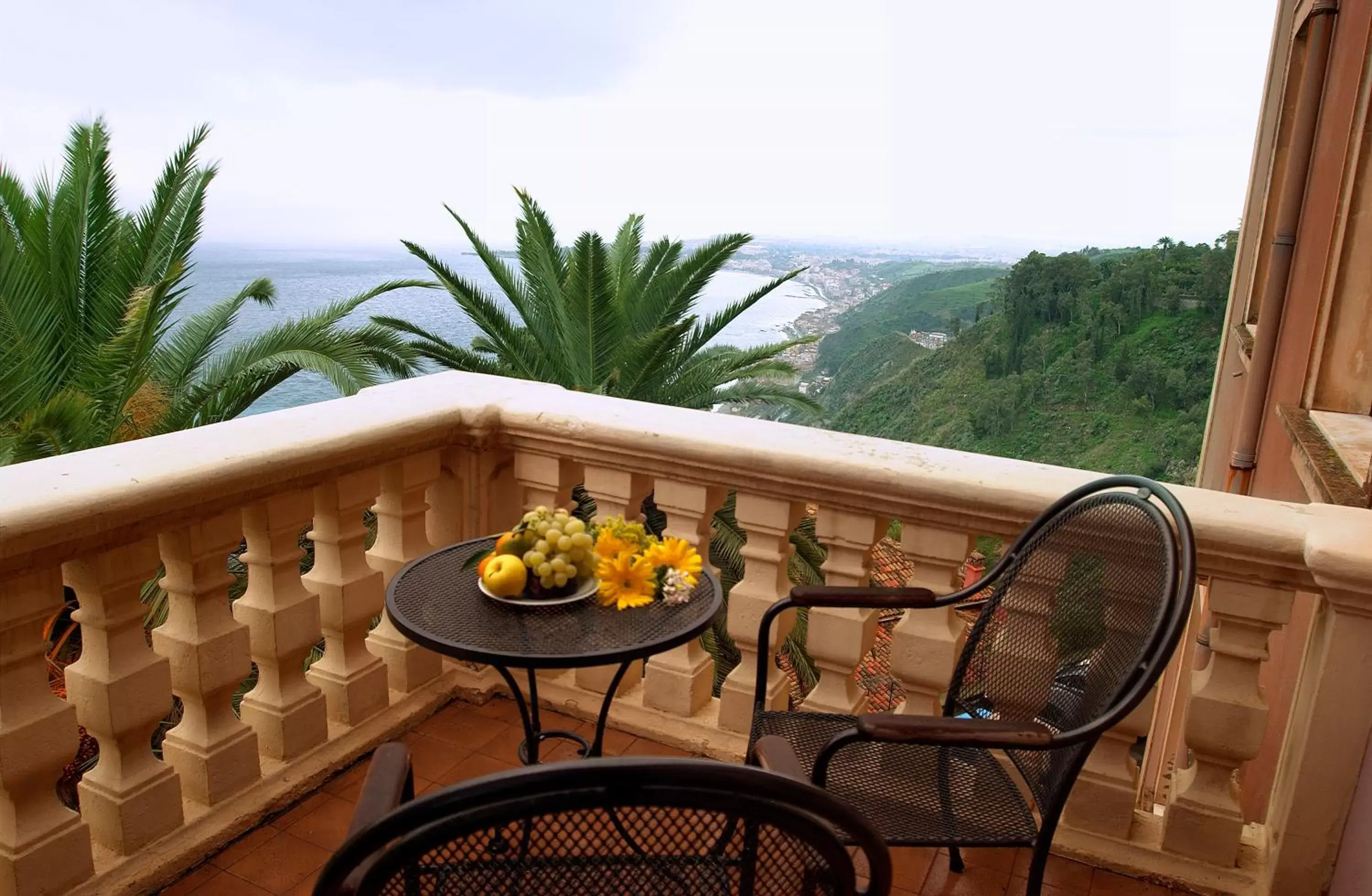 Balcony/Terrace in Hotel Villa Schuler