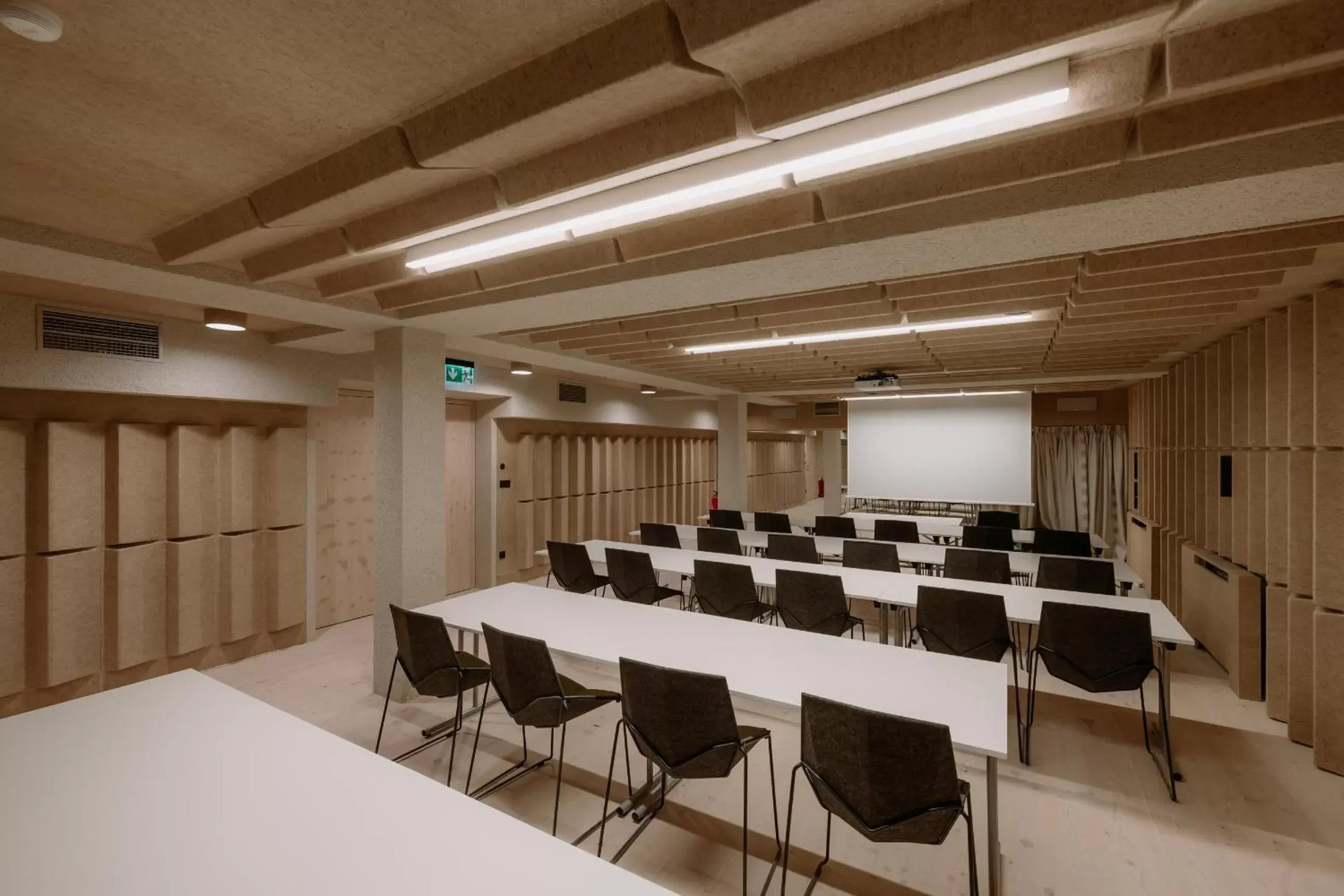 Meeting/conference room in Hotel Bohinj