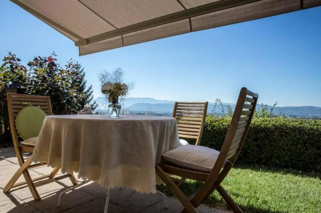 Patio in Le Mas Dauphinois