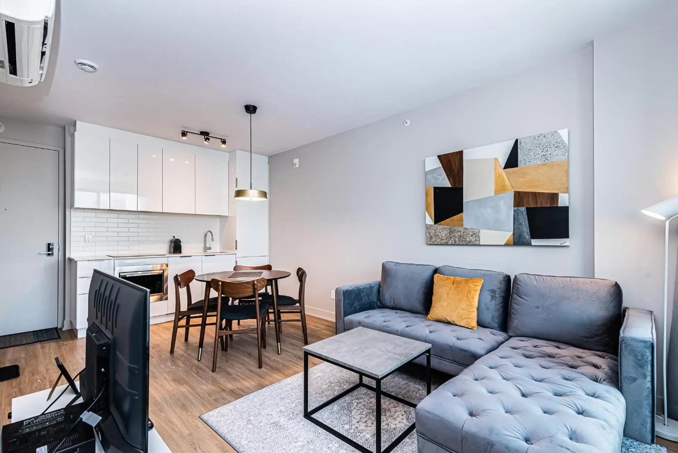 Living room, Seating Area in WRFY Griffintown Apartment