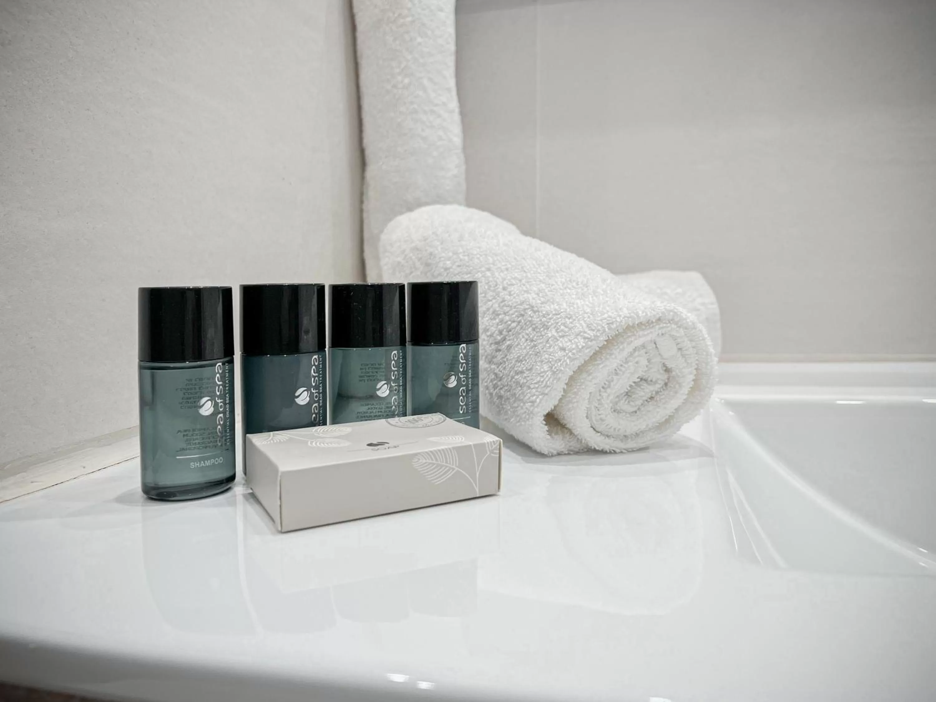 Bathroom in Jerusalem Gate Hotel