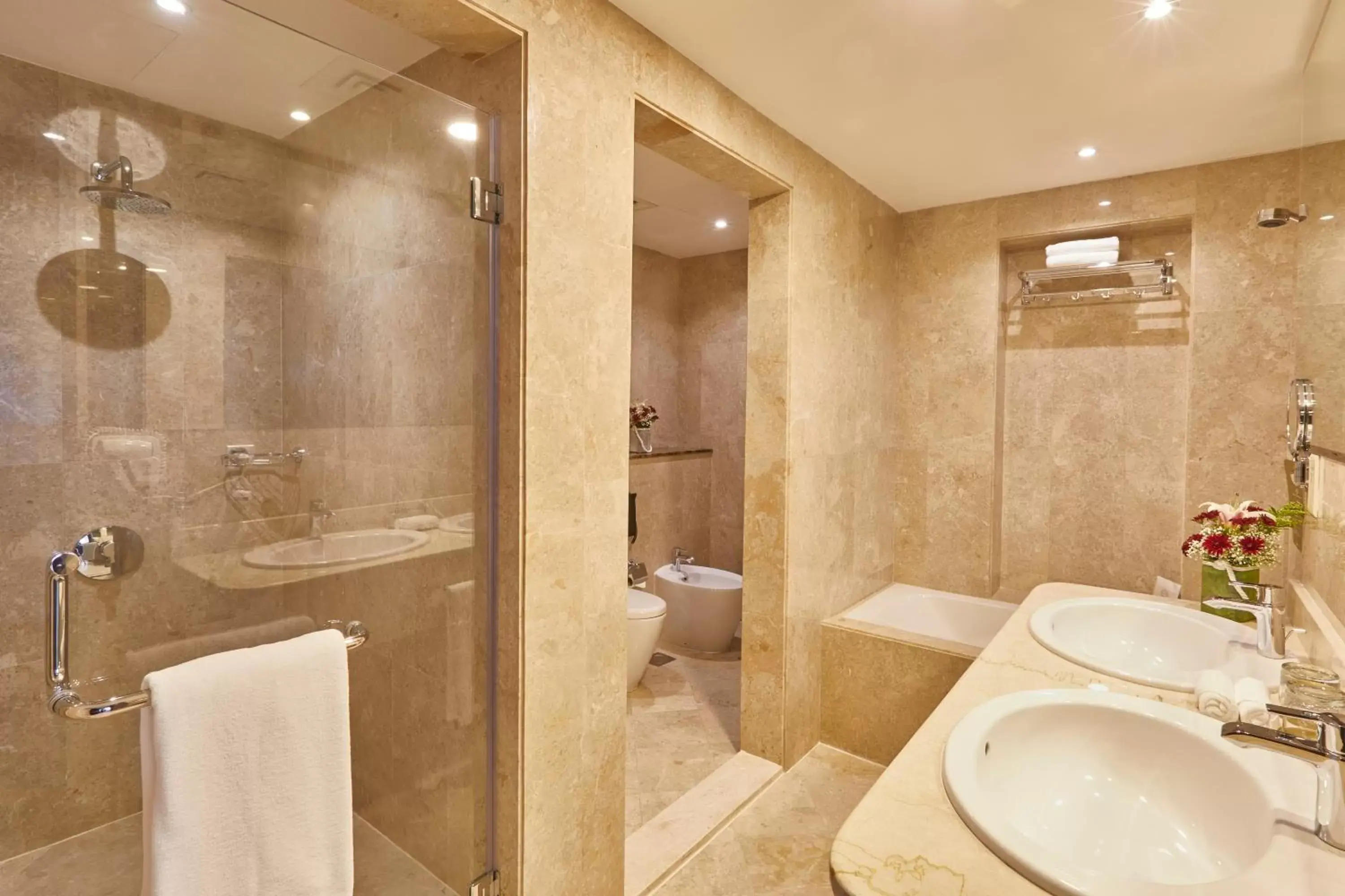 Bathroom in Al Bahar Hotel & Resort