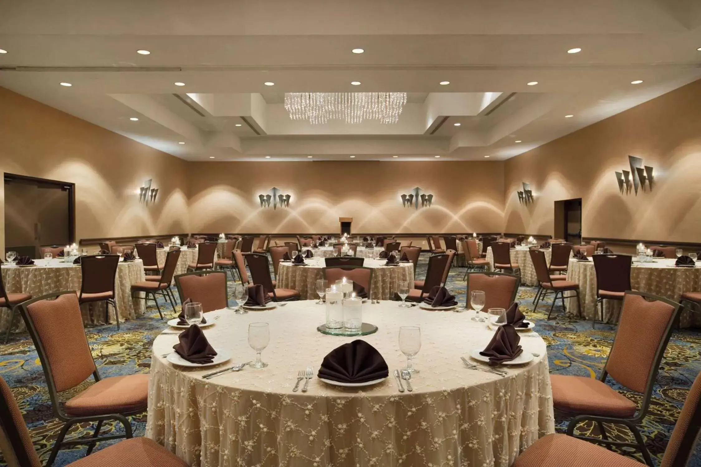 Meeting/conference room, Banquet Facilities in Embassy Suites by Hilton Phoenix Tempe